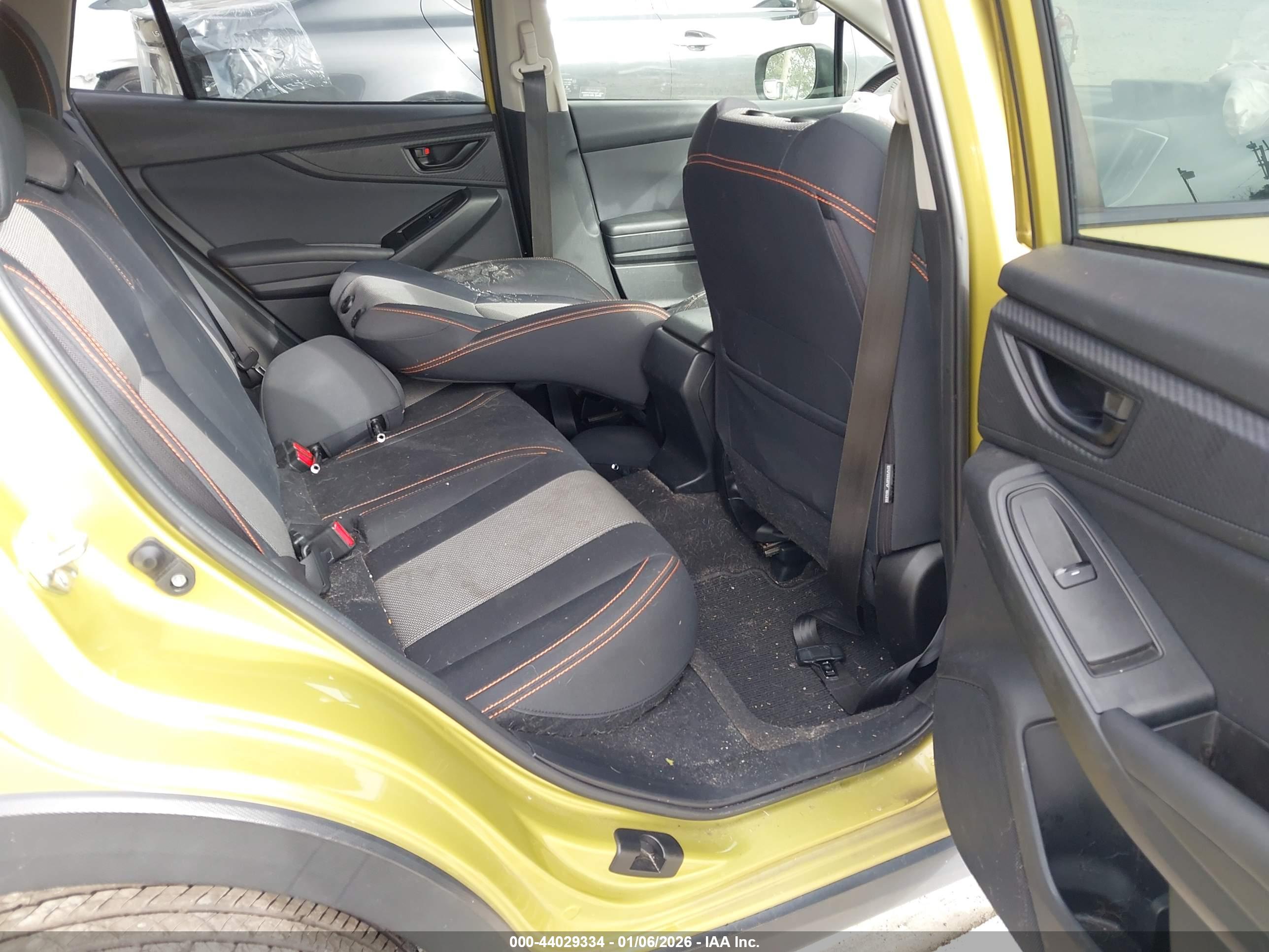 SUBARU CROSSTREK image 8