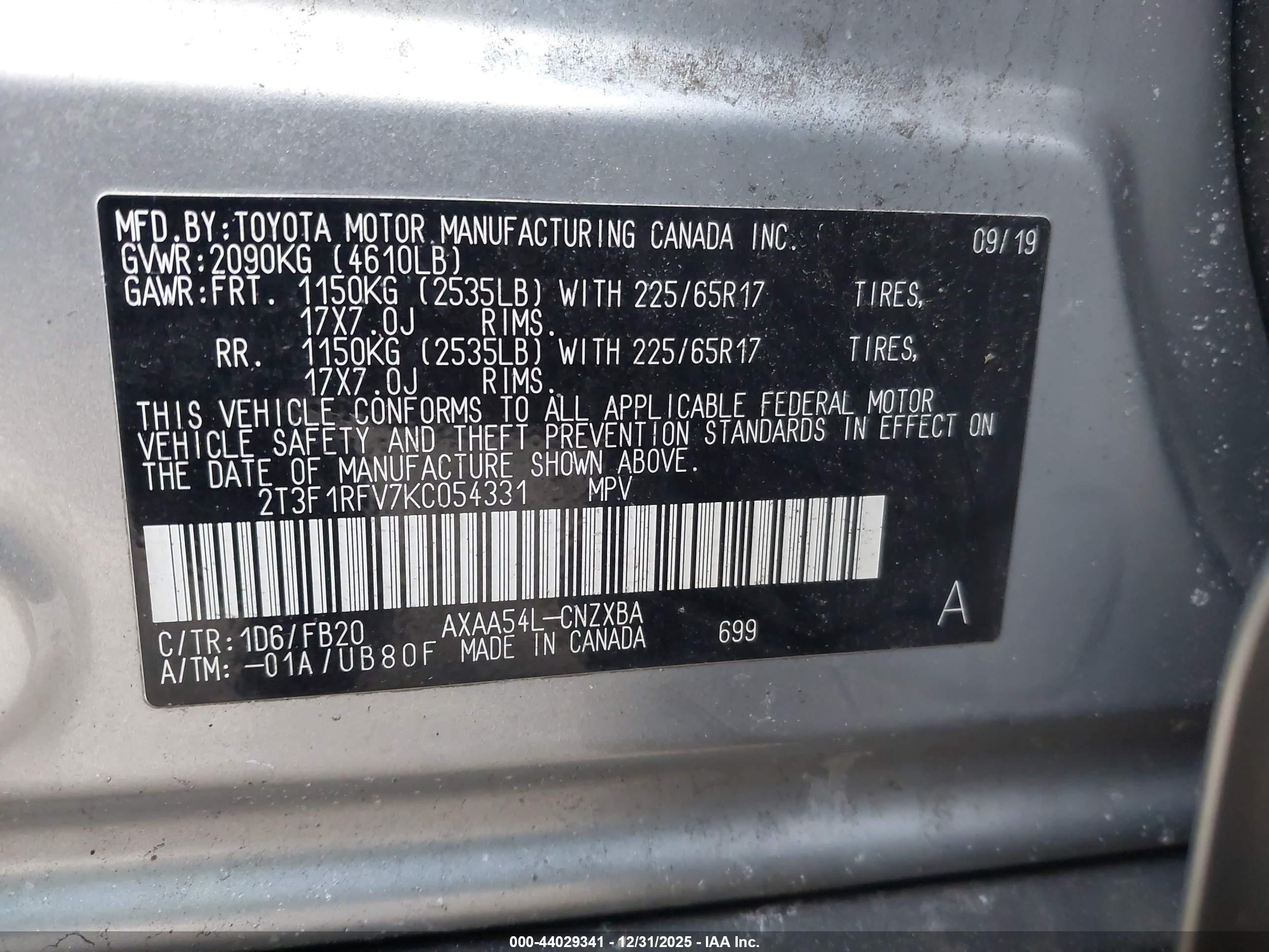 TOYOTA RAV4 image 9