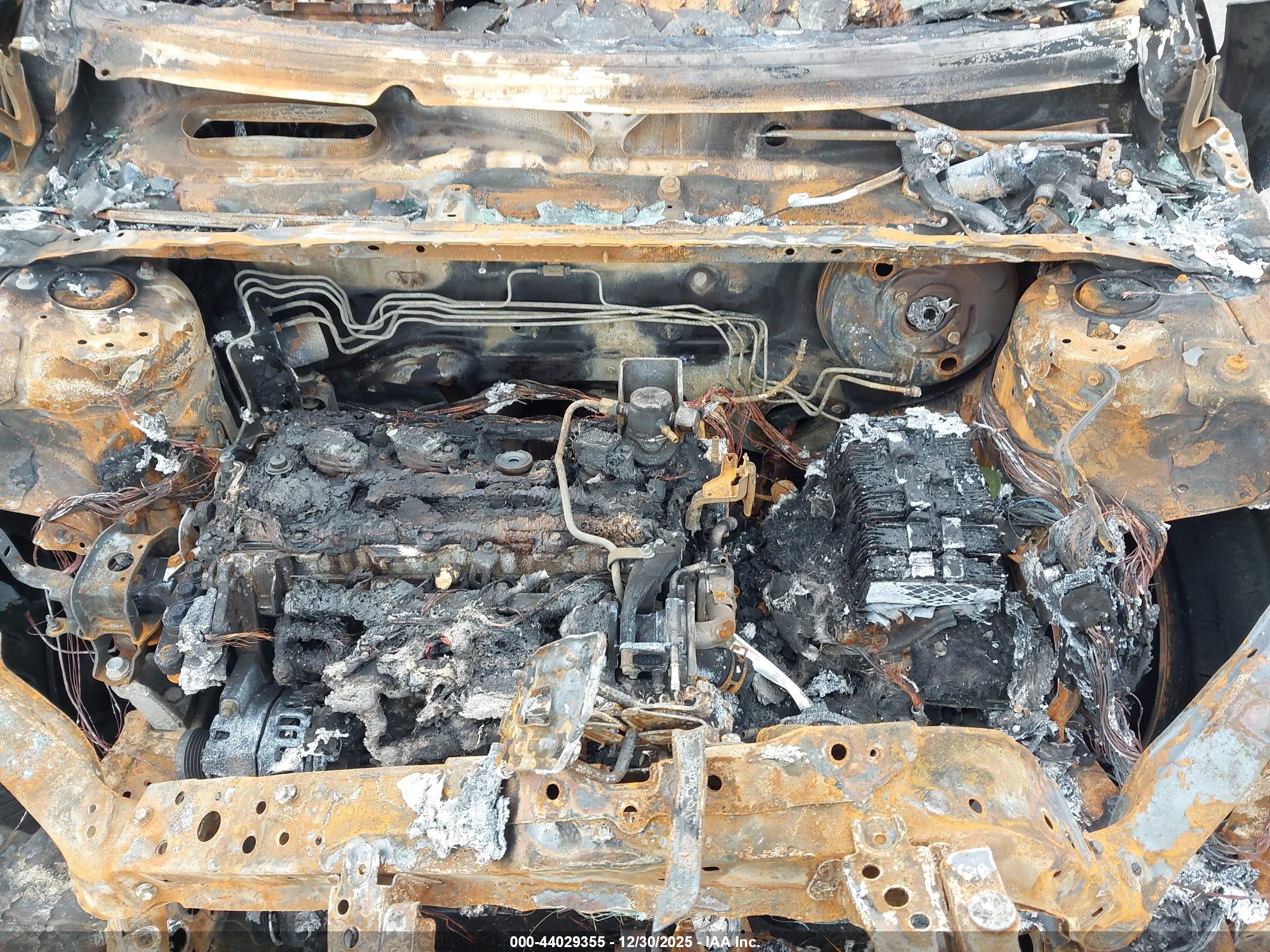 TOYOTA RAV4 image 10