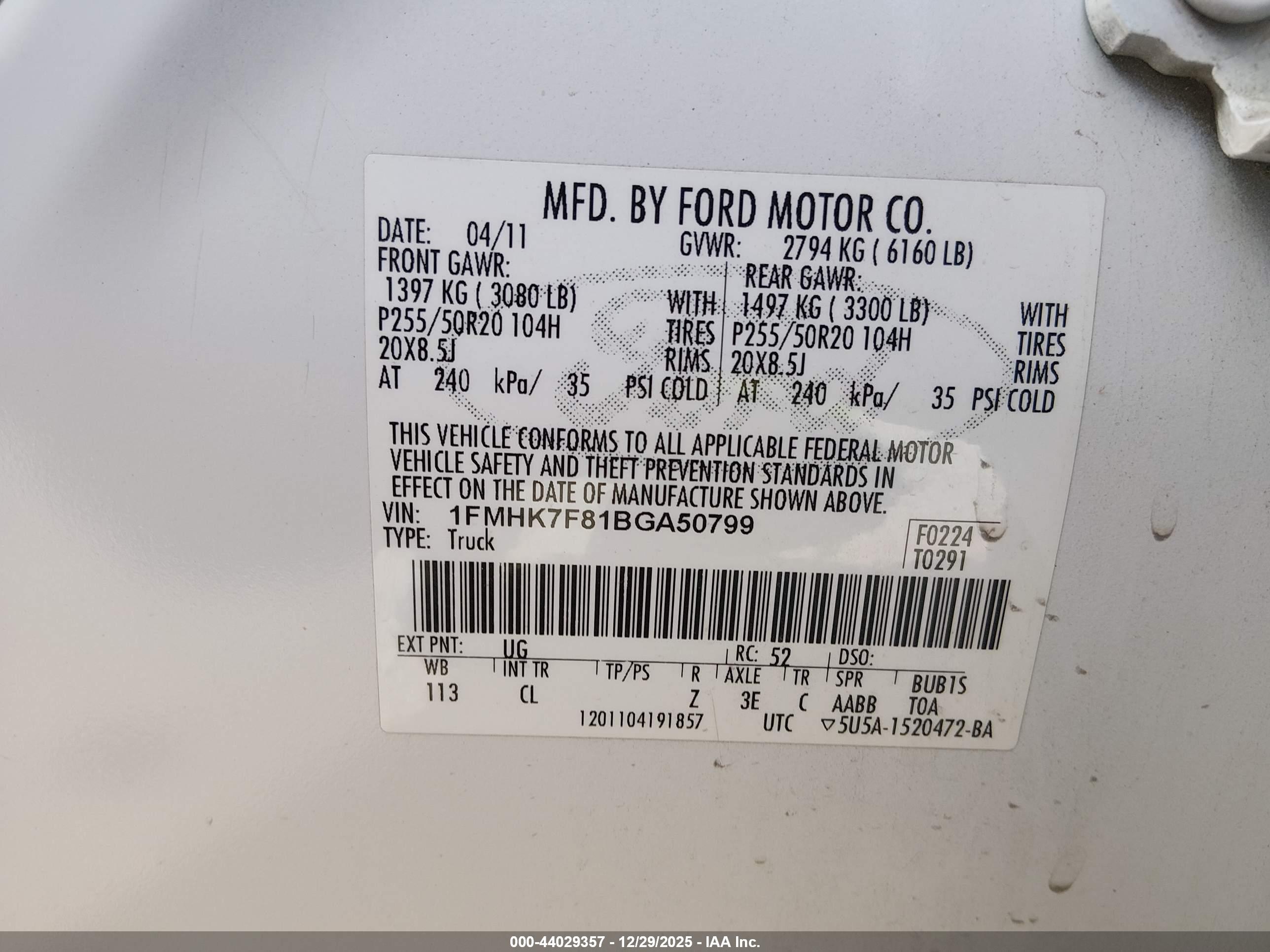 FORD EXPLORER image 9