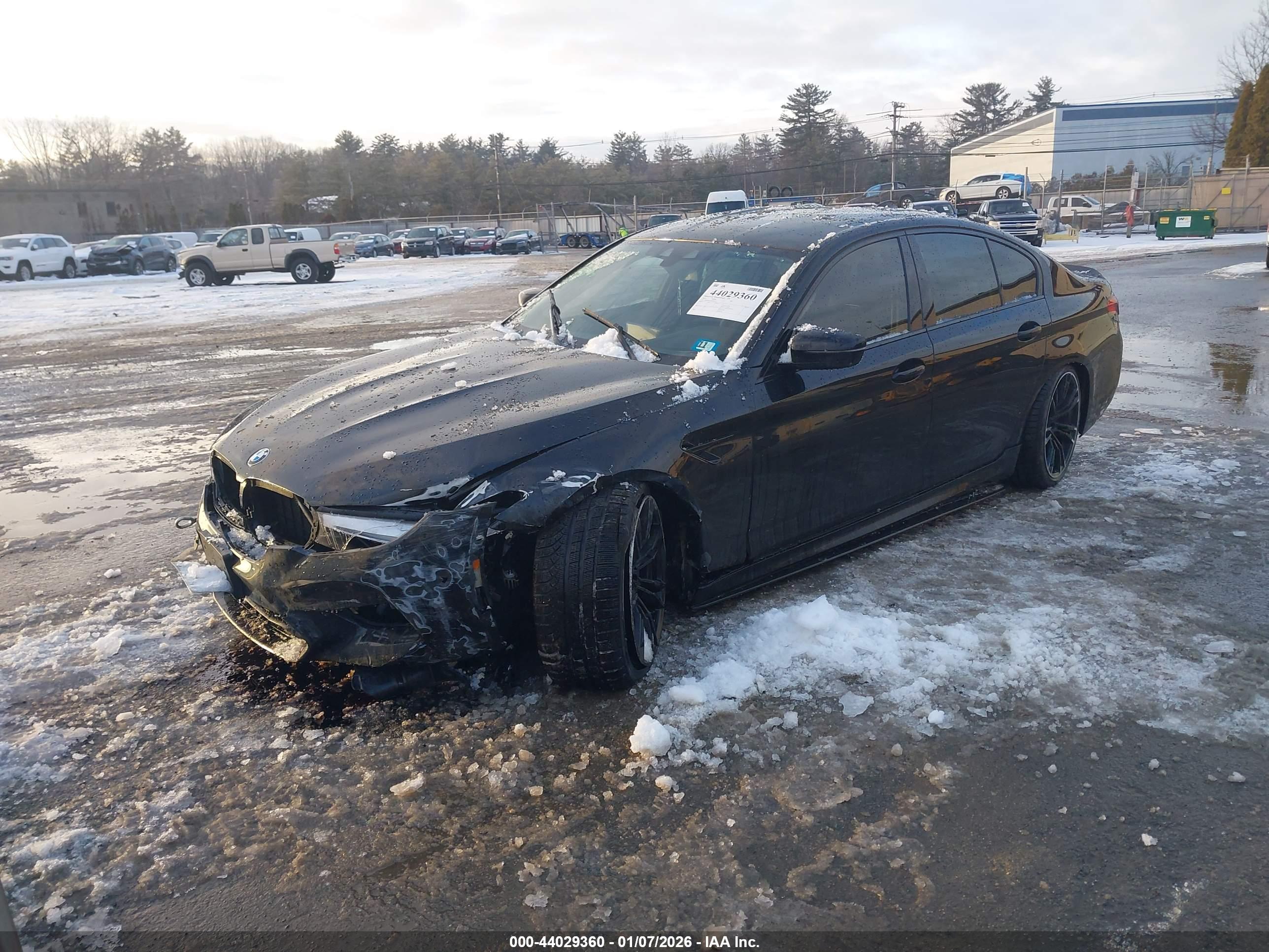 BMW M5 image 2