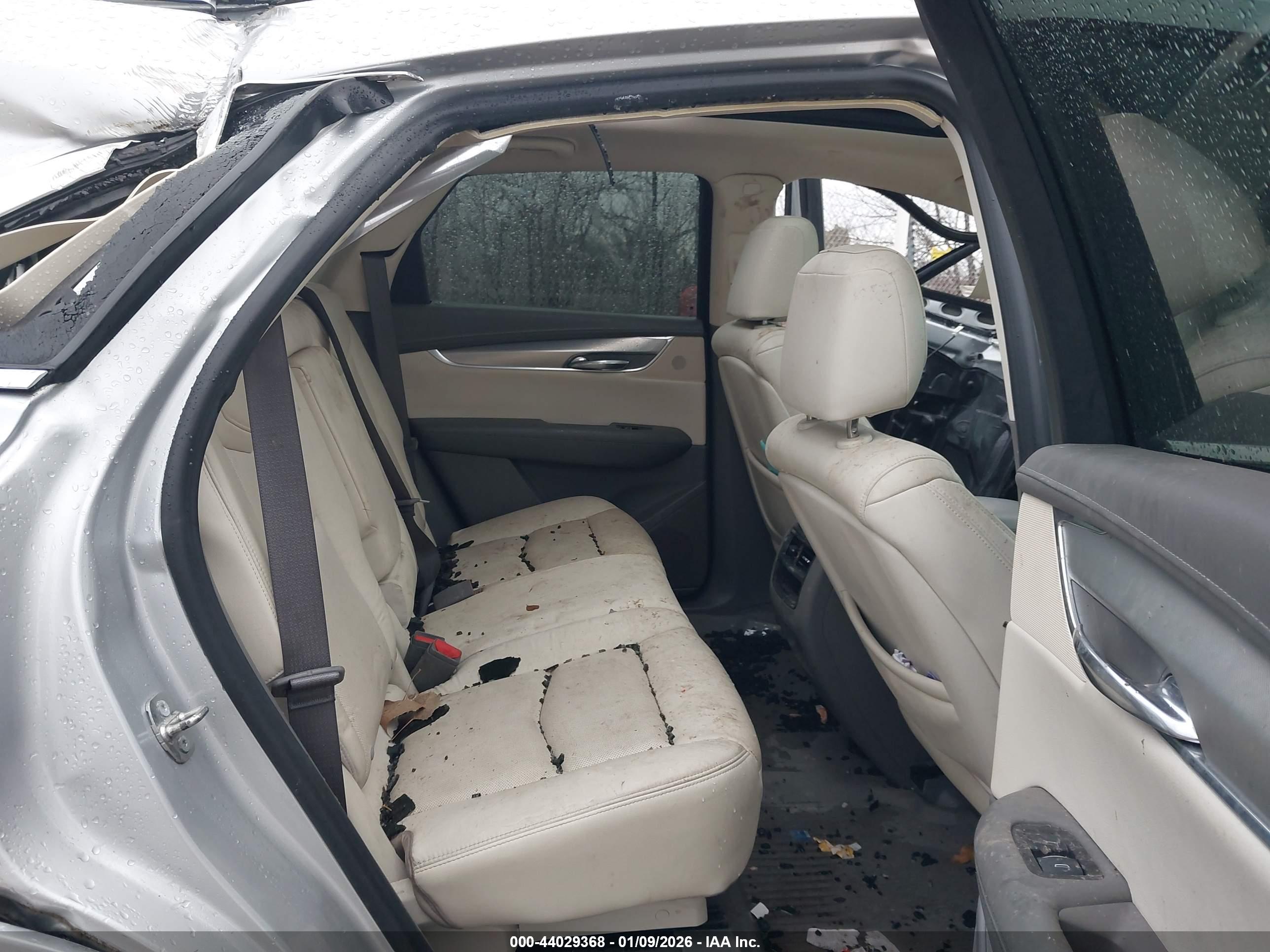 CADILLAC XT5 image 8