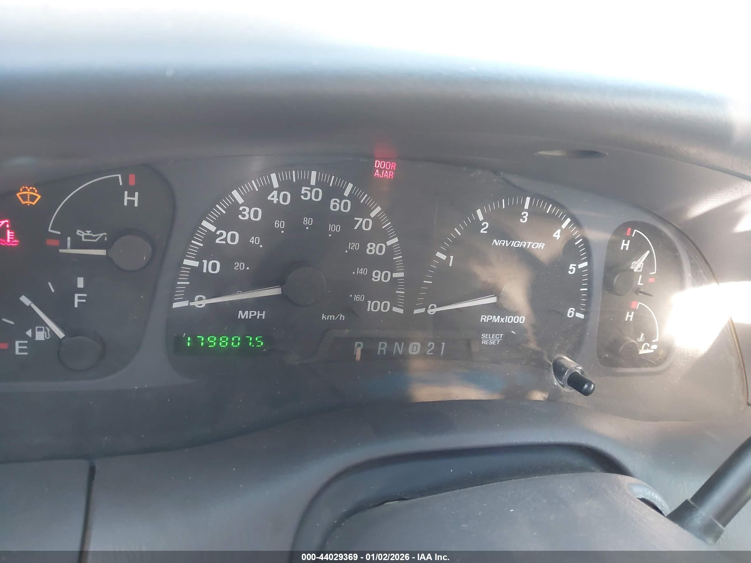 LINCOLN NAVIGATOR image 7