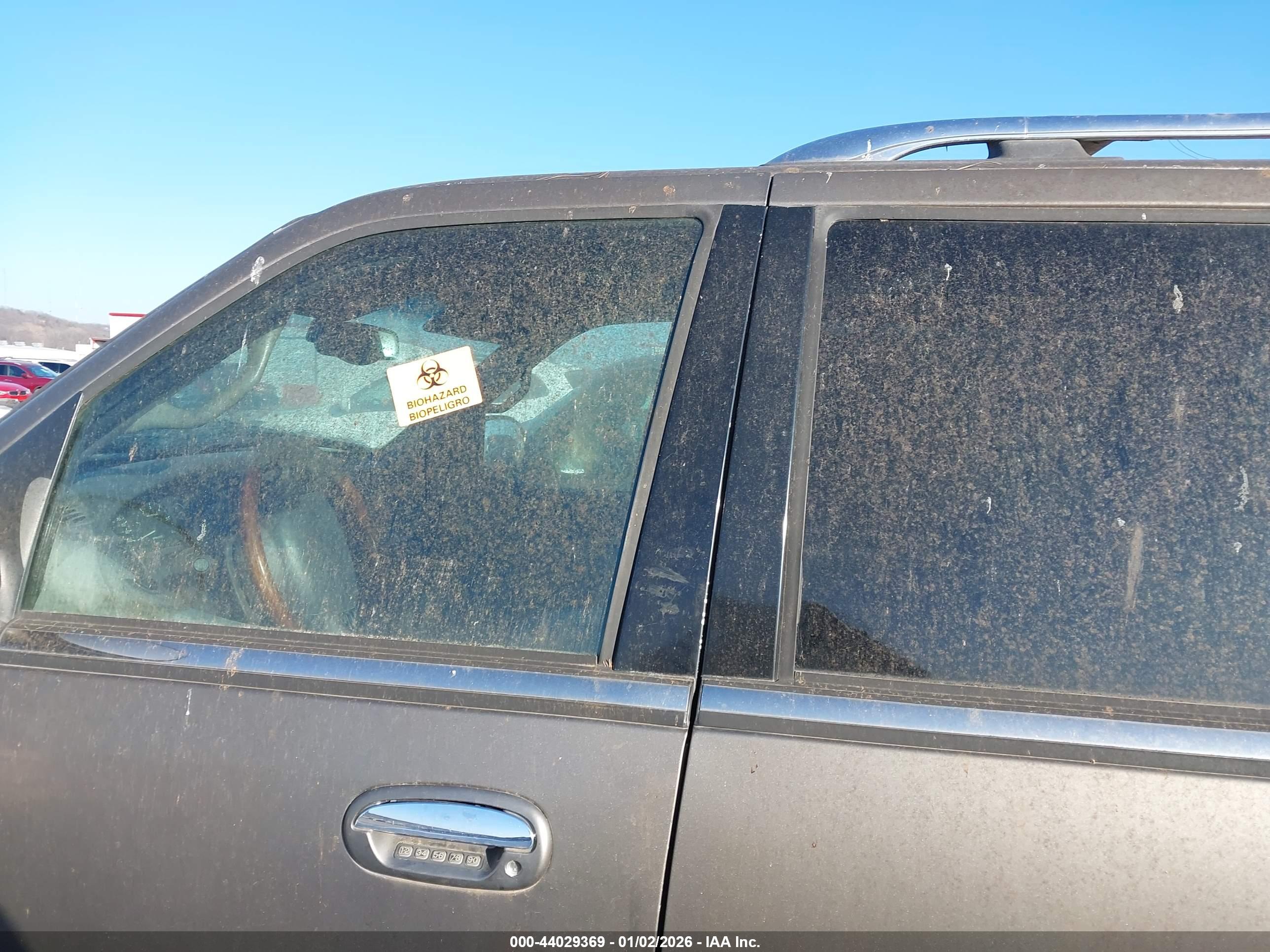 LINCOLN NAVIGATOR image 8