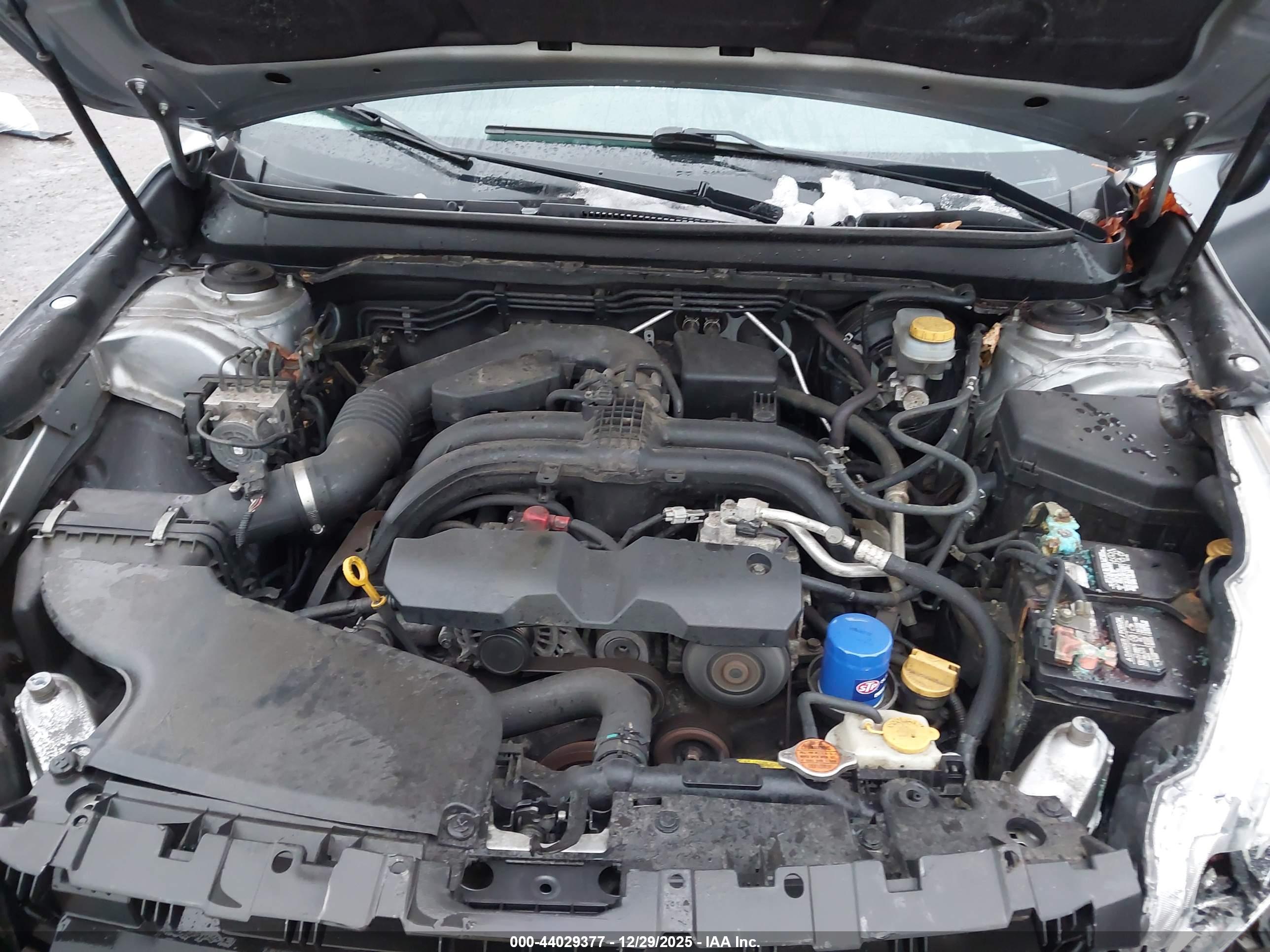 SUBARU LEGACY image 10