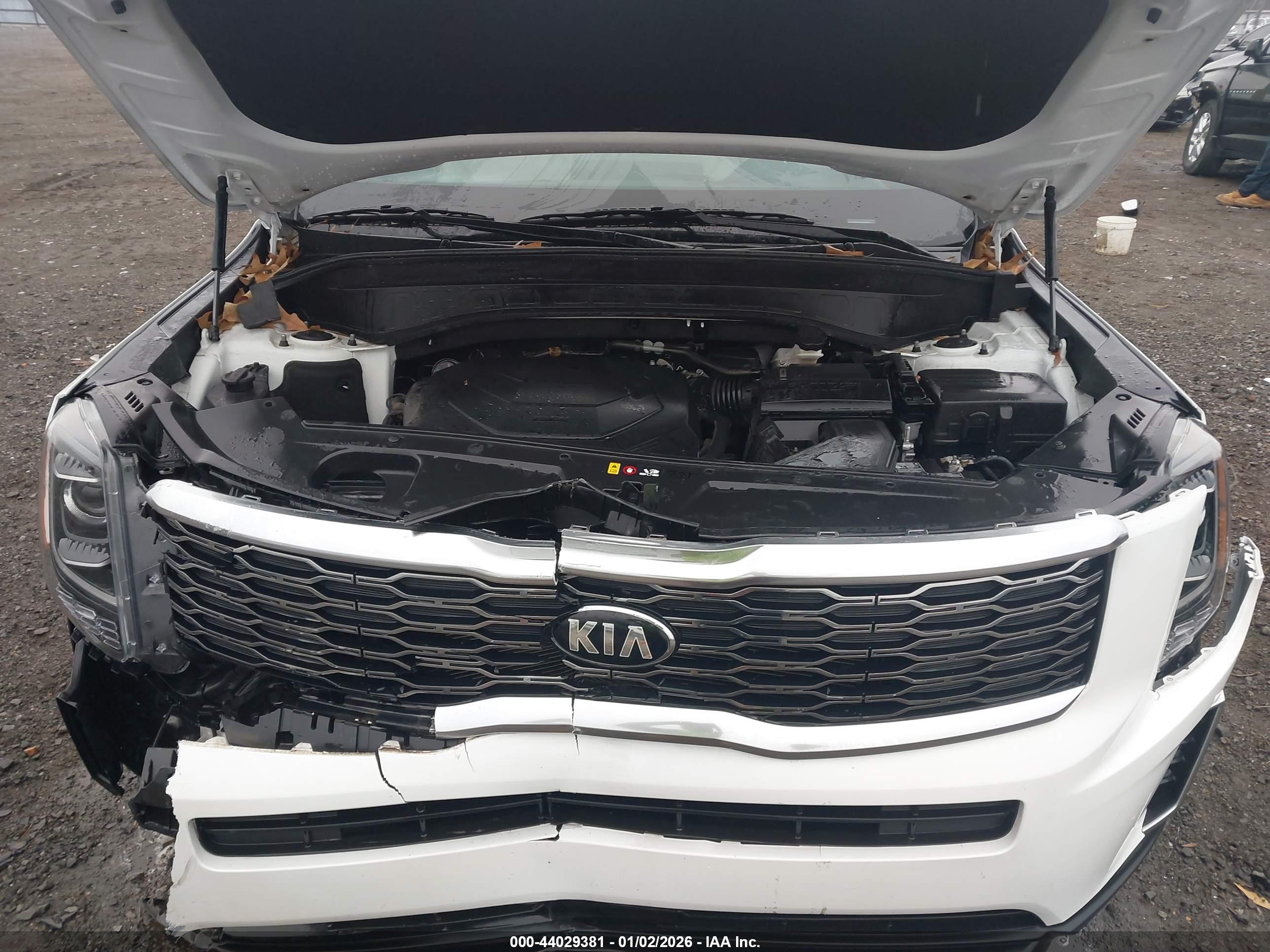 KIA TELLURIDE image 10