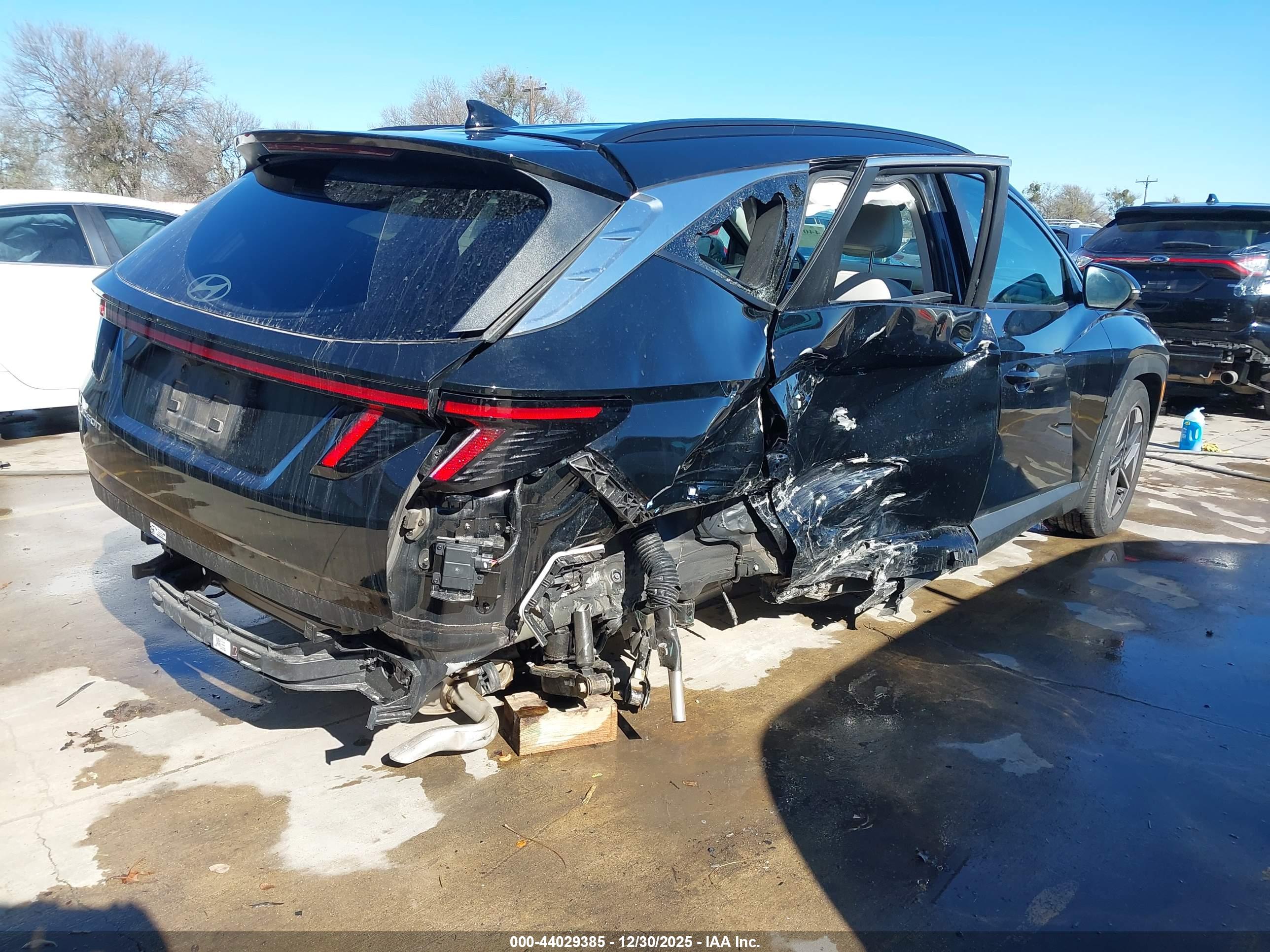 HYUNDAI TUCSON image 4