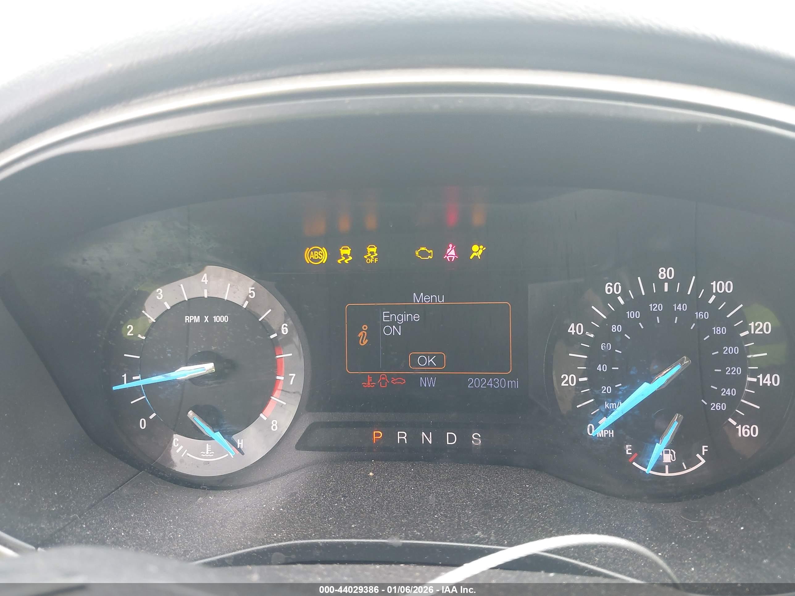FORD FUSION image 7