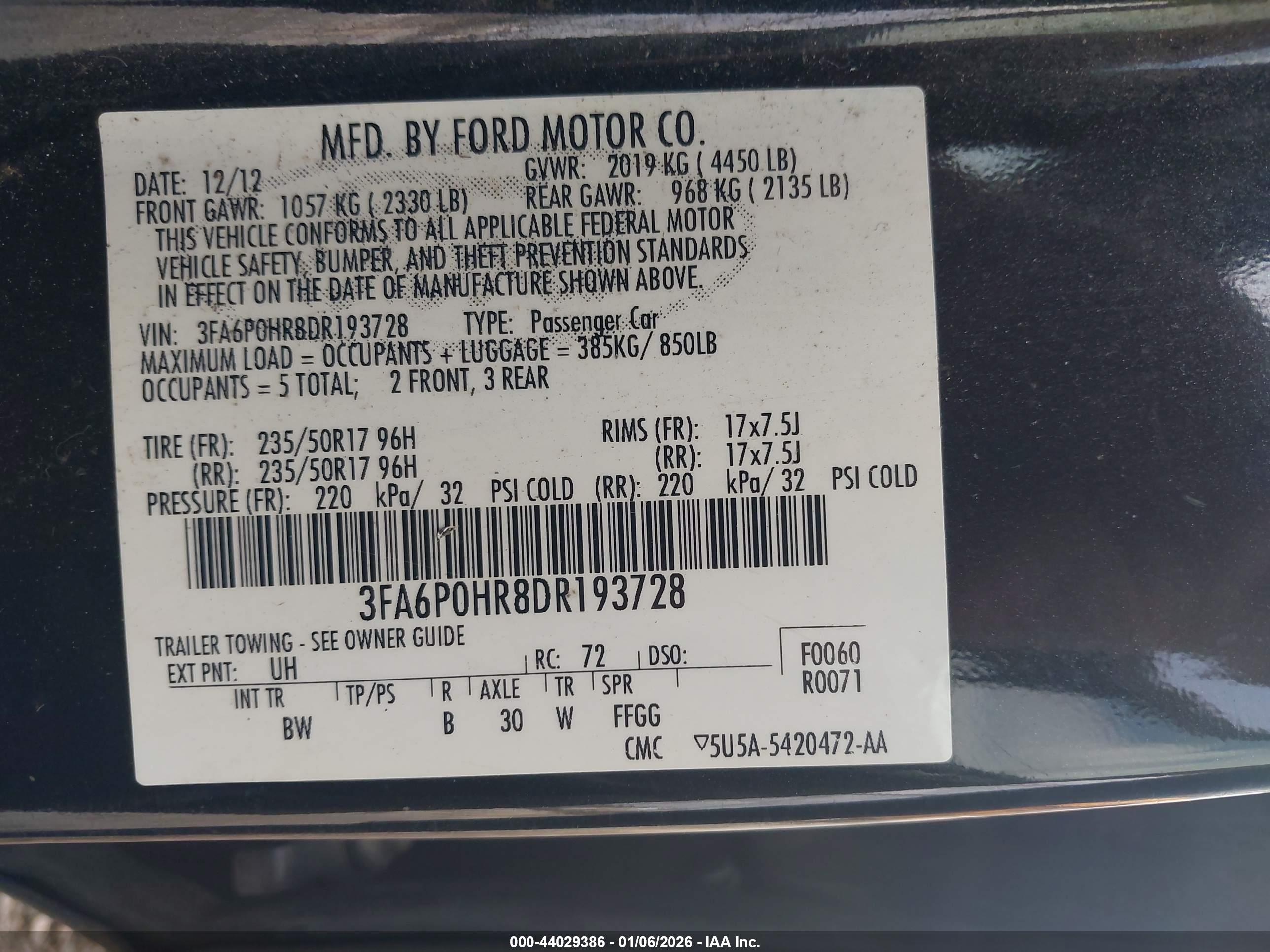 FORD FUSION image 9