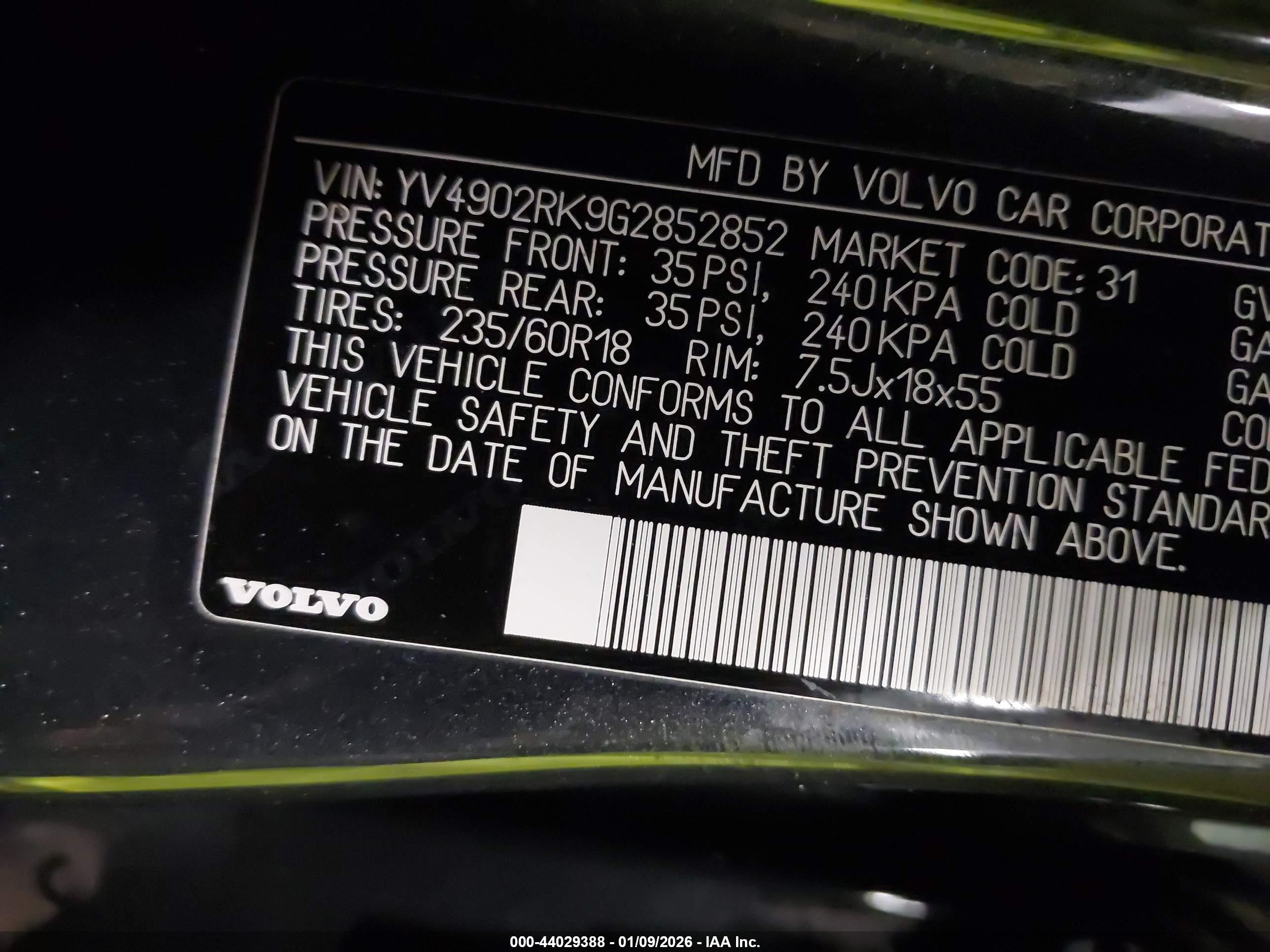VOLVO XC60 image 9