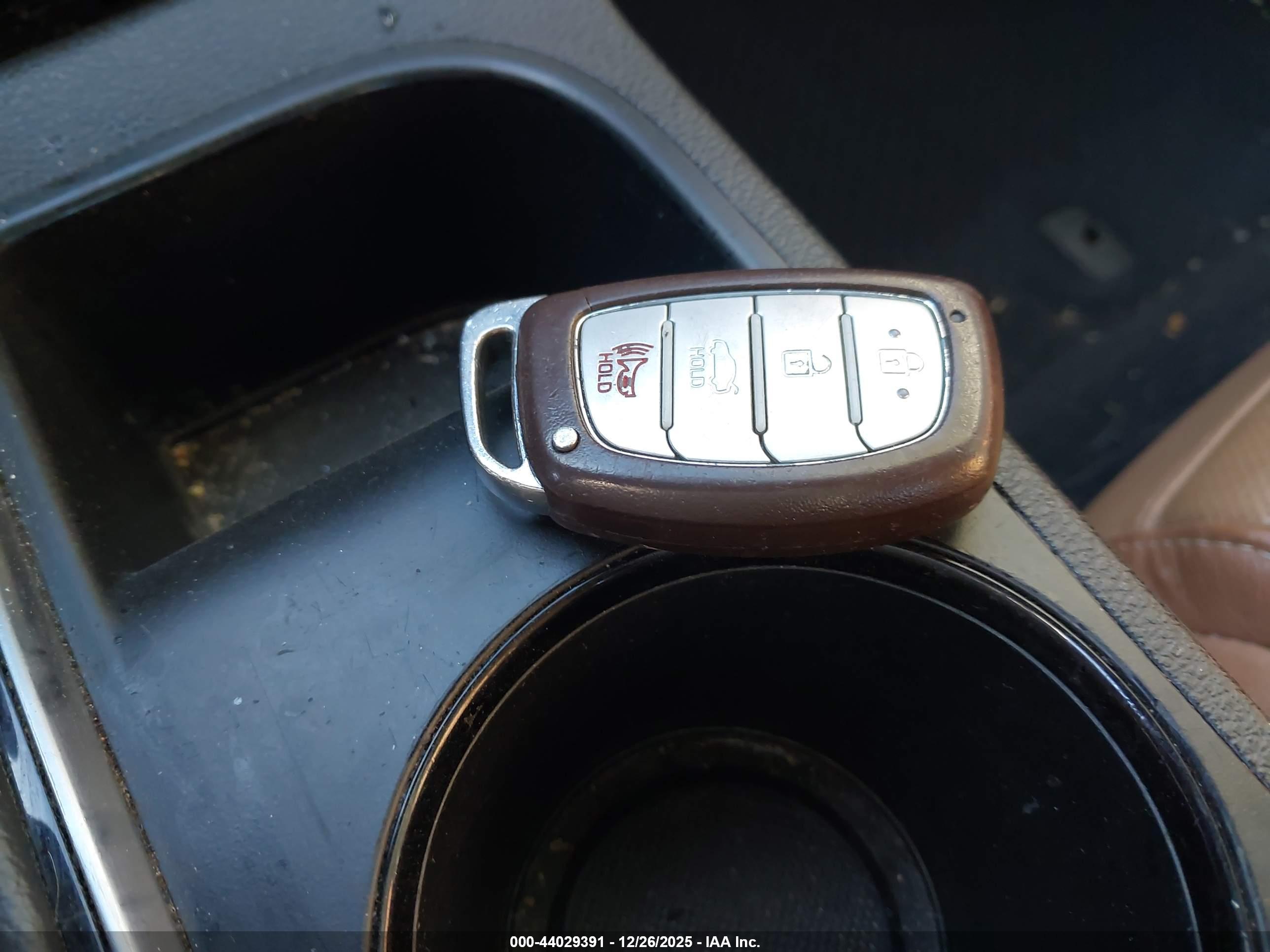 HYUNDAI SONATA image 11