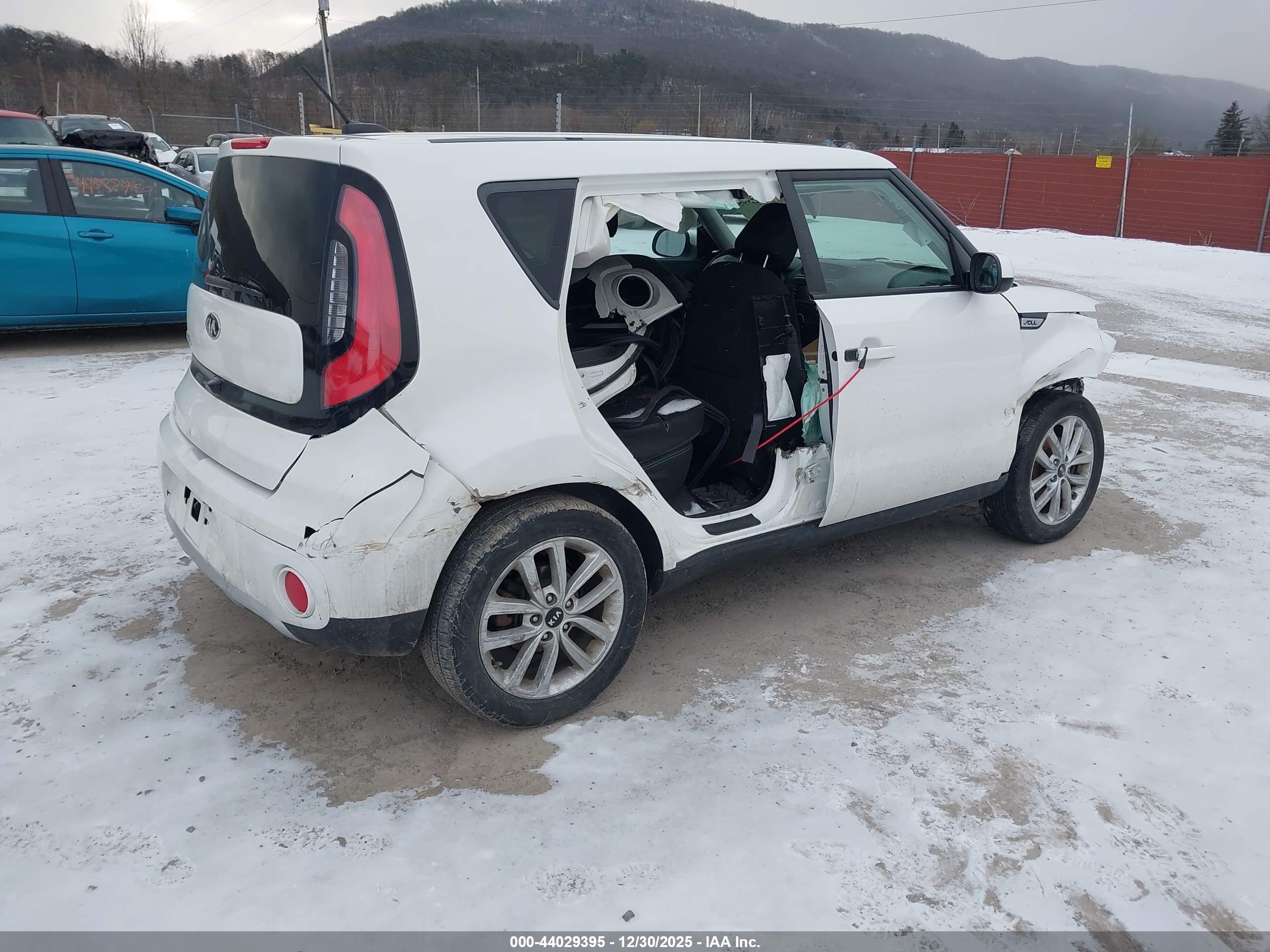 KIA SOUL image 4