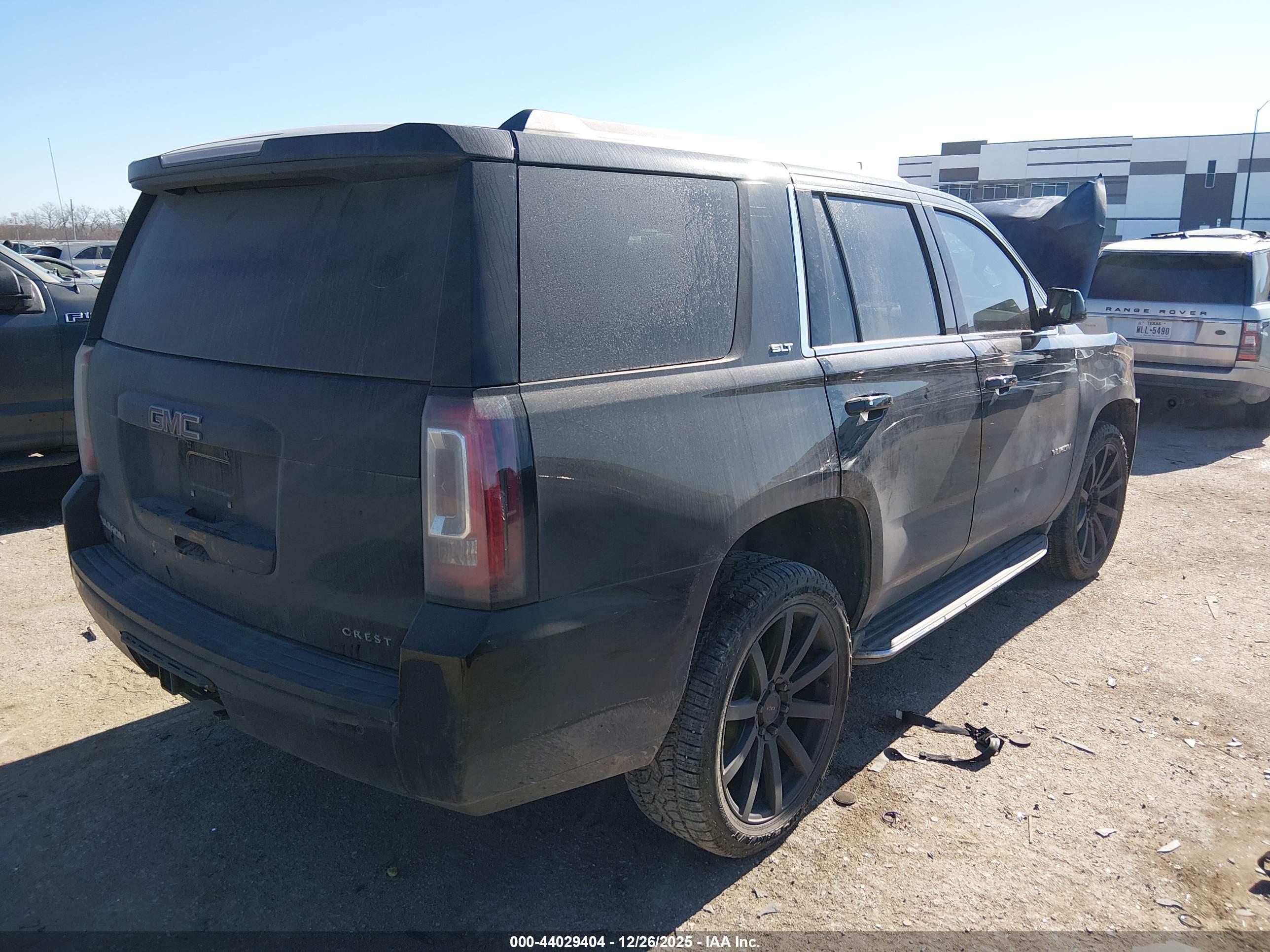 GMC YUKON image 4