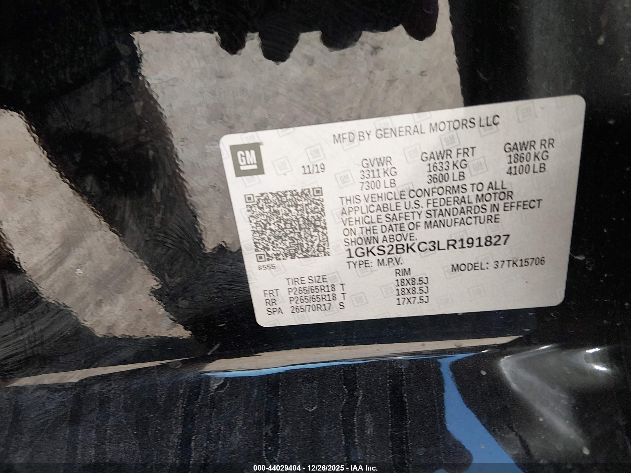 GMC YUKON image 9