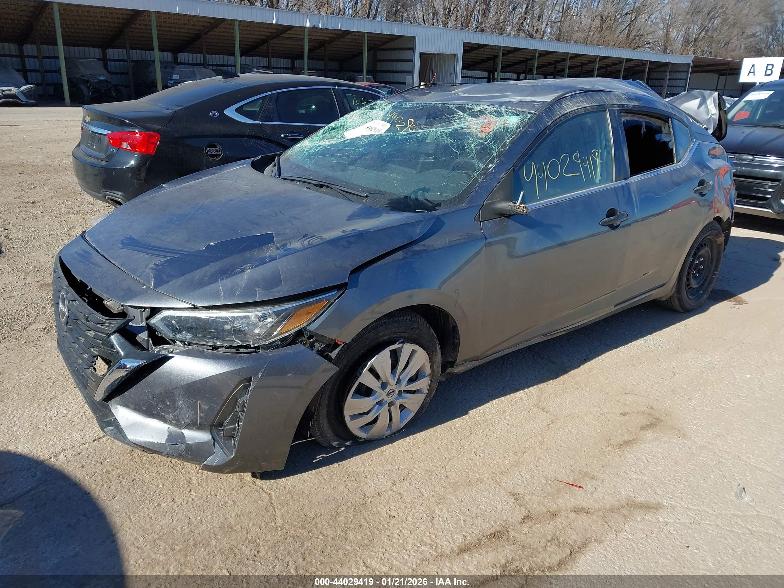 NISSAN SENTRA image 2