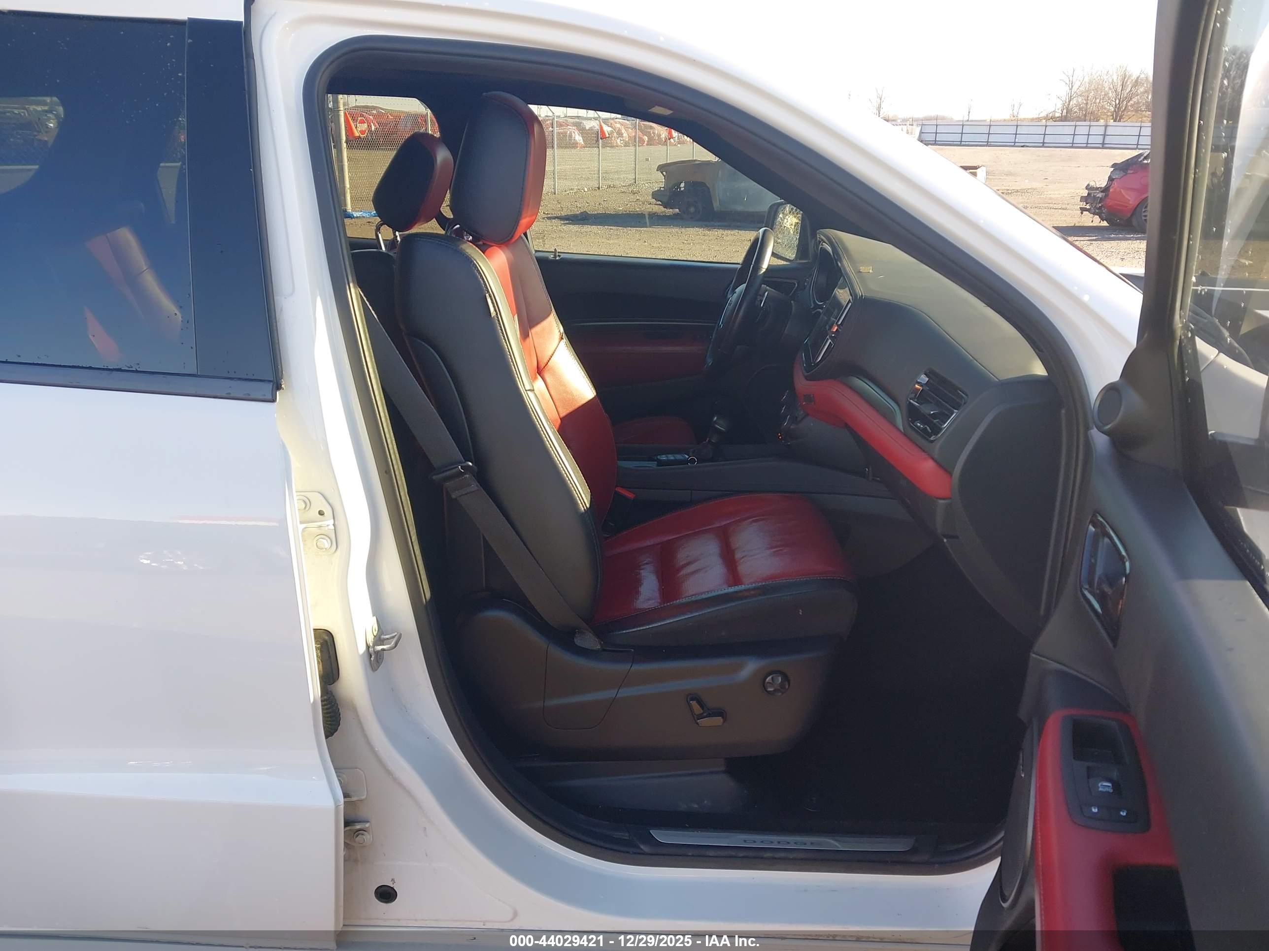 DODGE DURANGO image 5