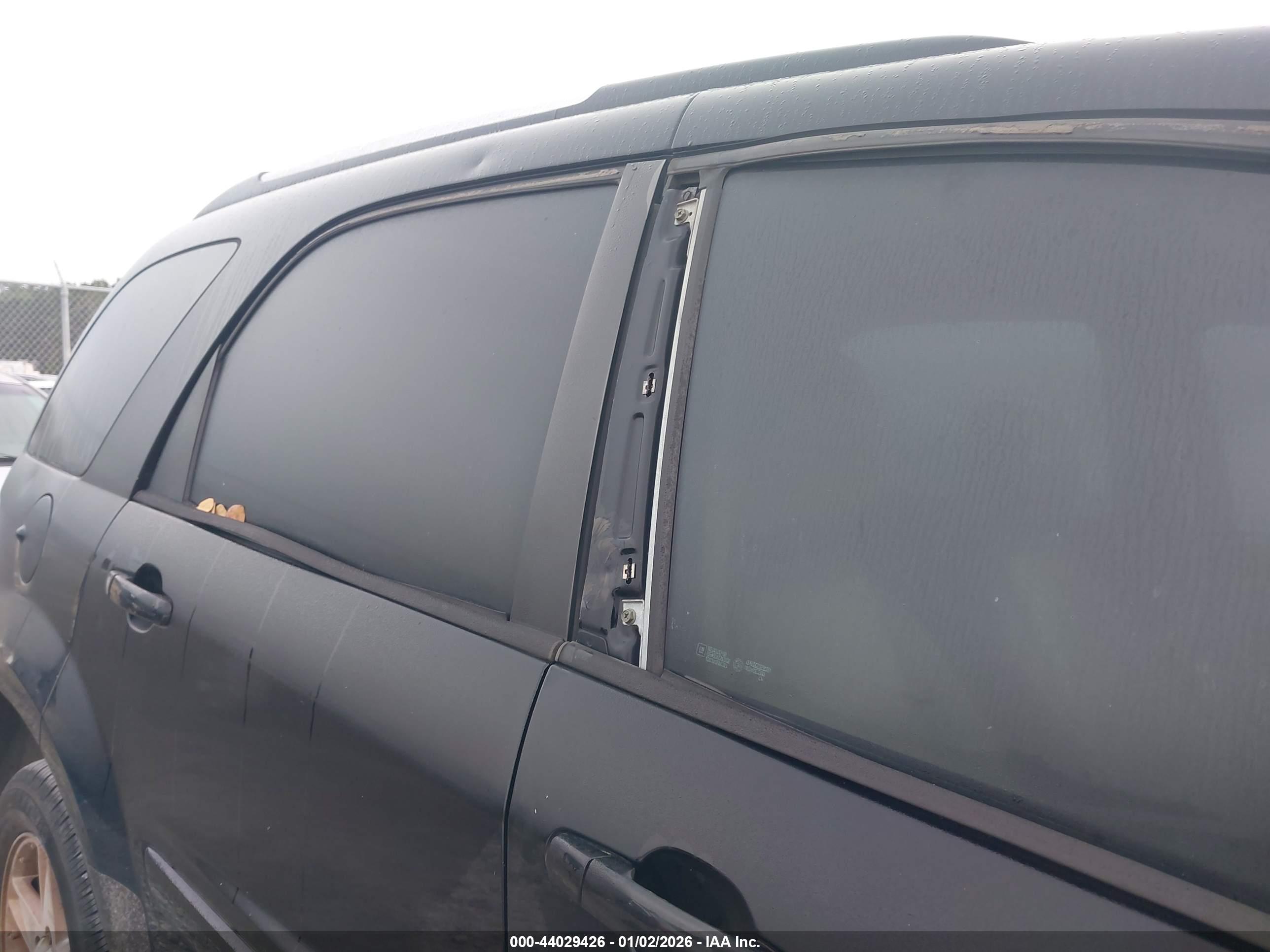 CHEVROLET EQUINOX image 6