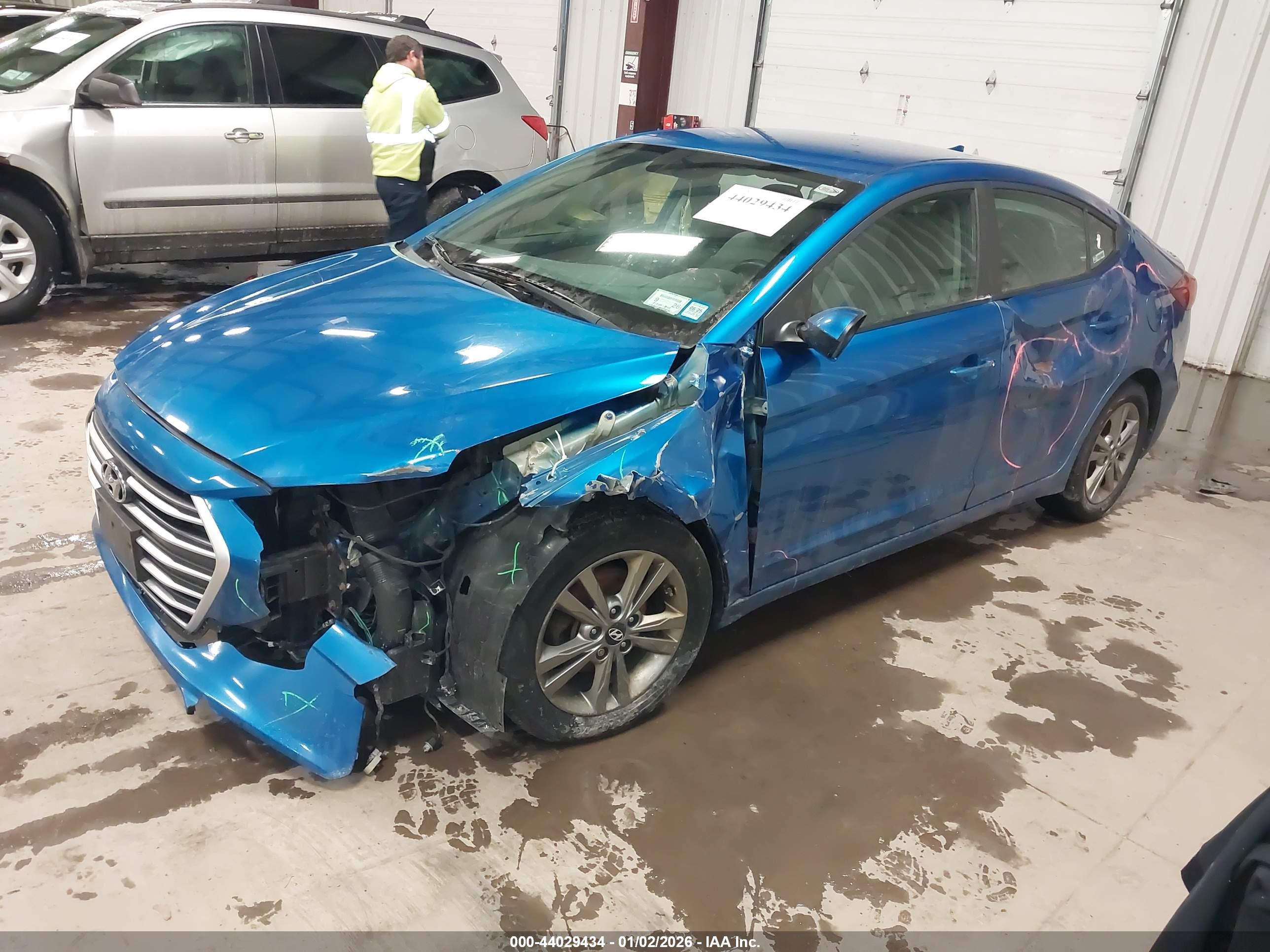 HYUNDAI ELANTRA image 2