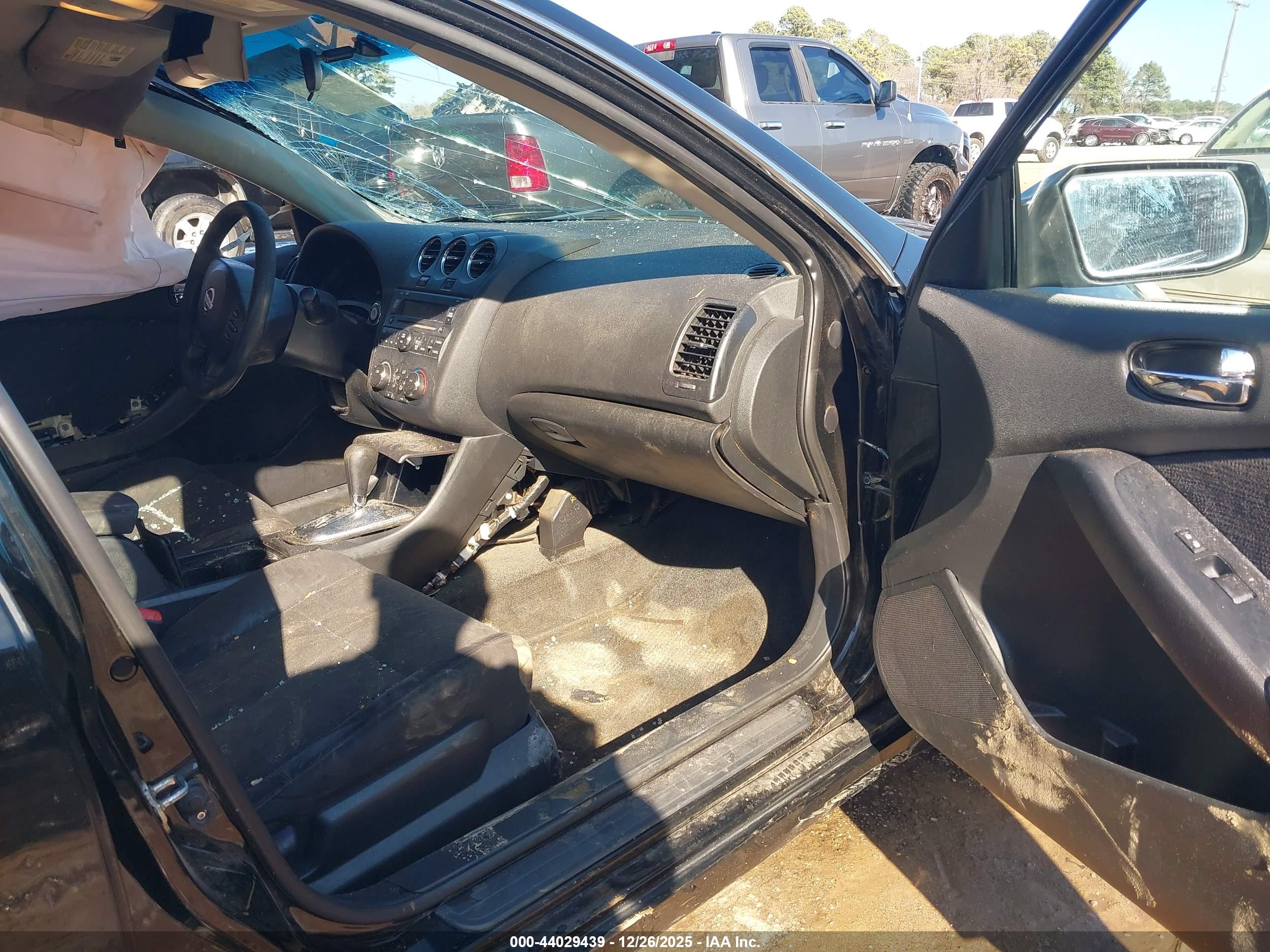 NISSAN ALTIMA image 5