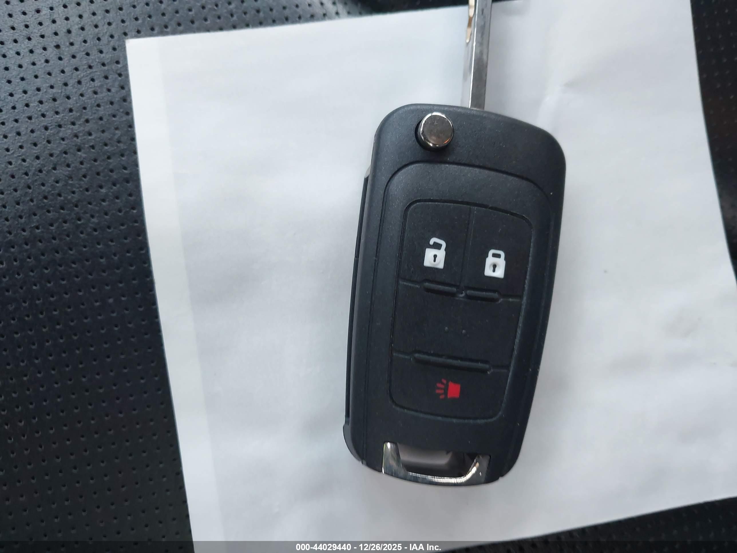 CHEVROLET EQUINOX image 11