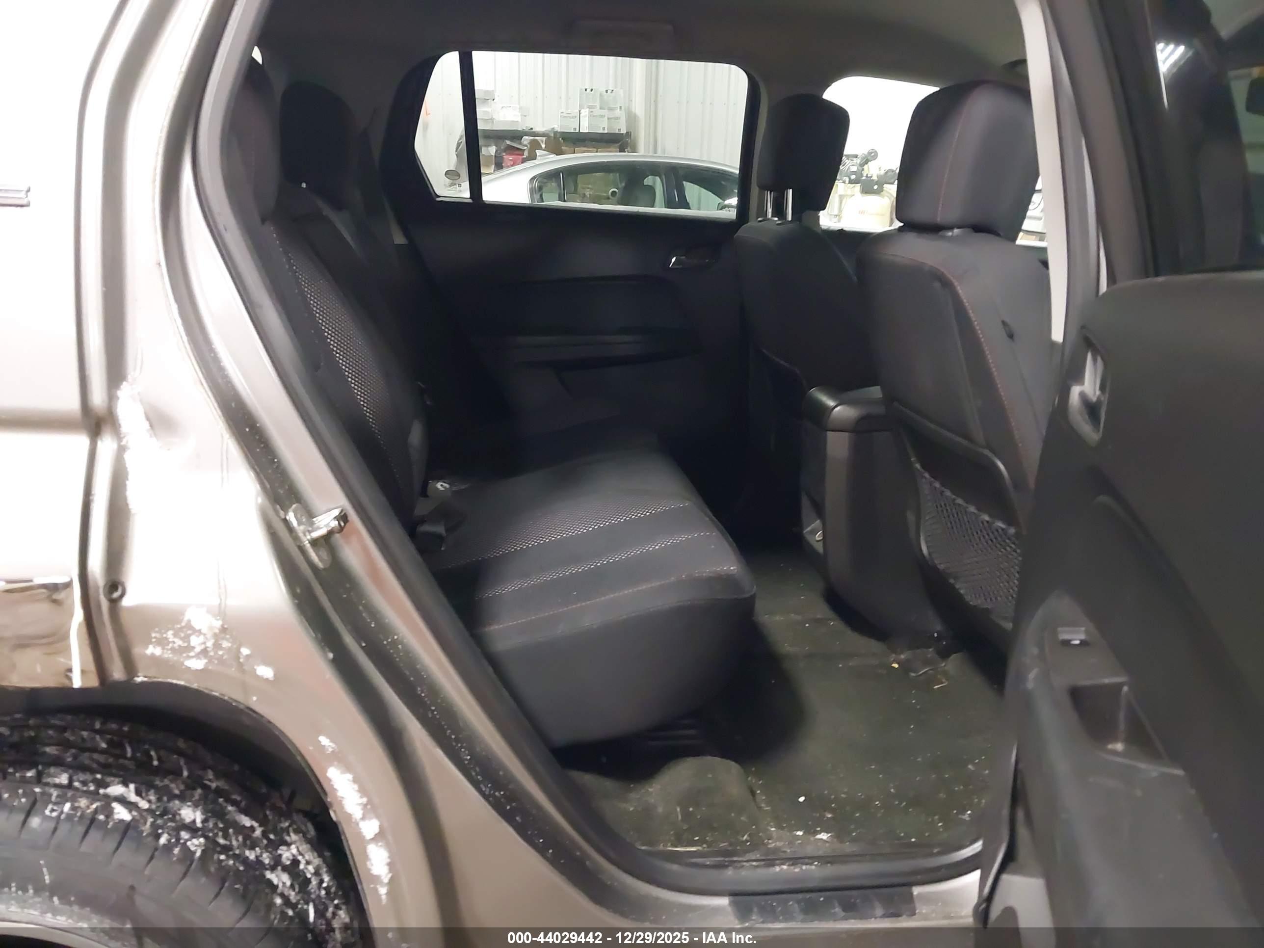 GMC TERRAIN image 8