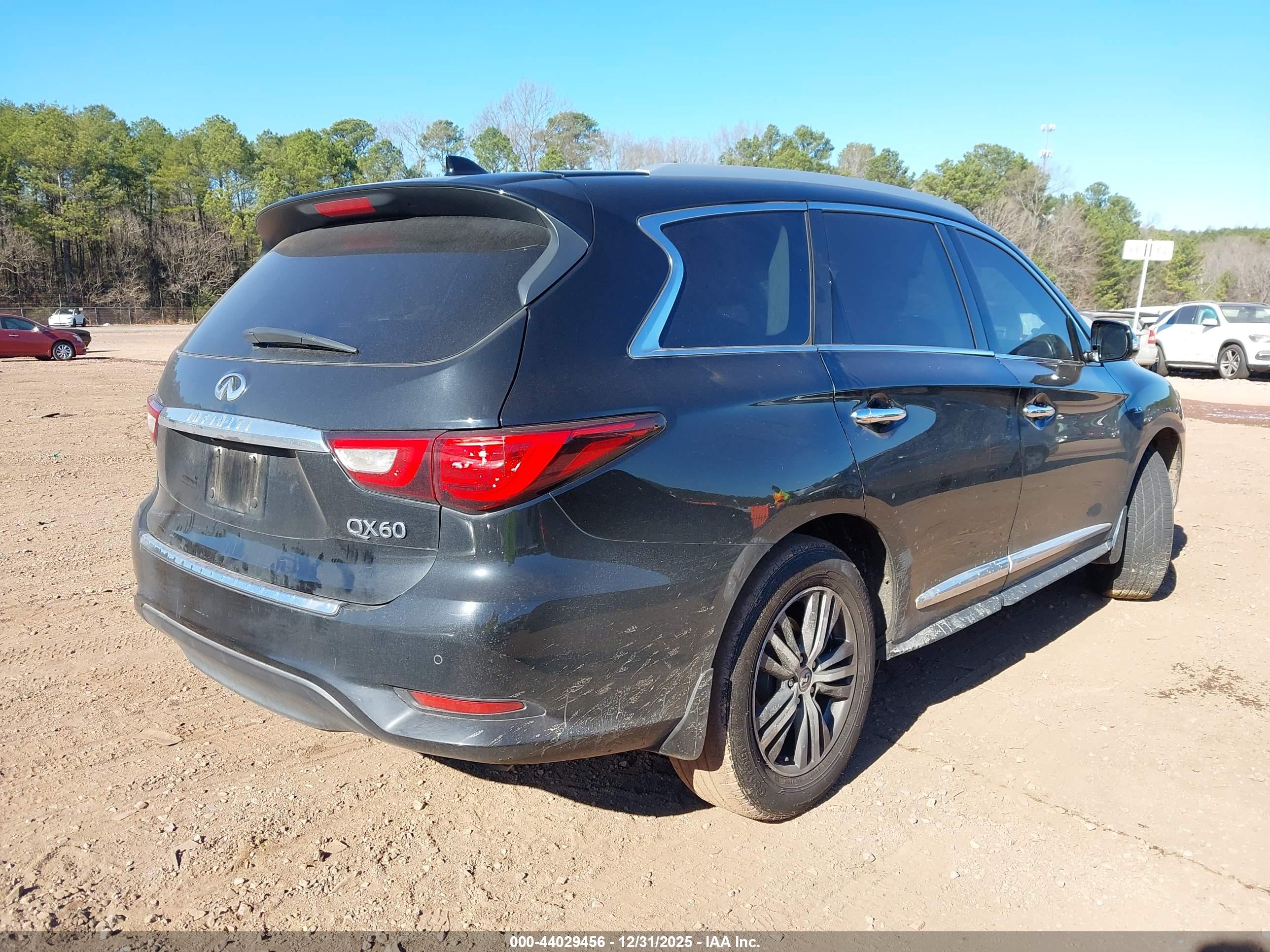 INFINITI QX60 image 4