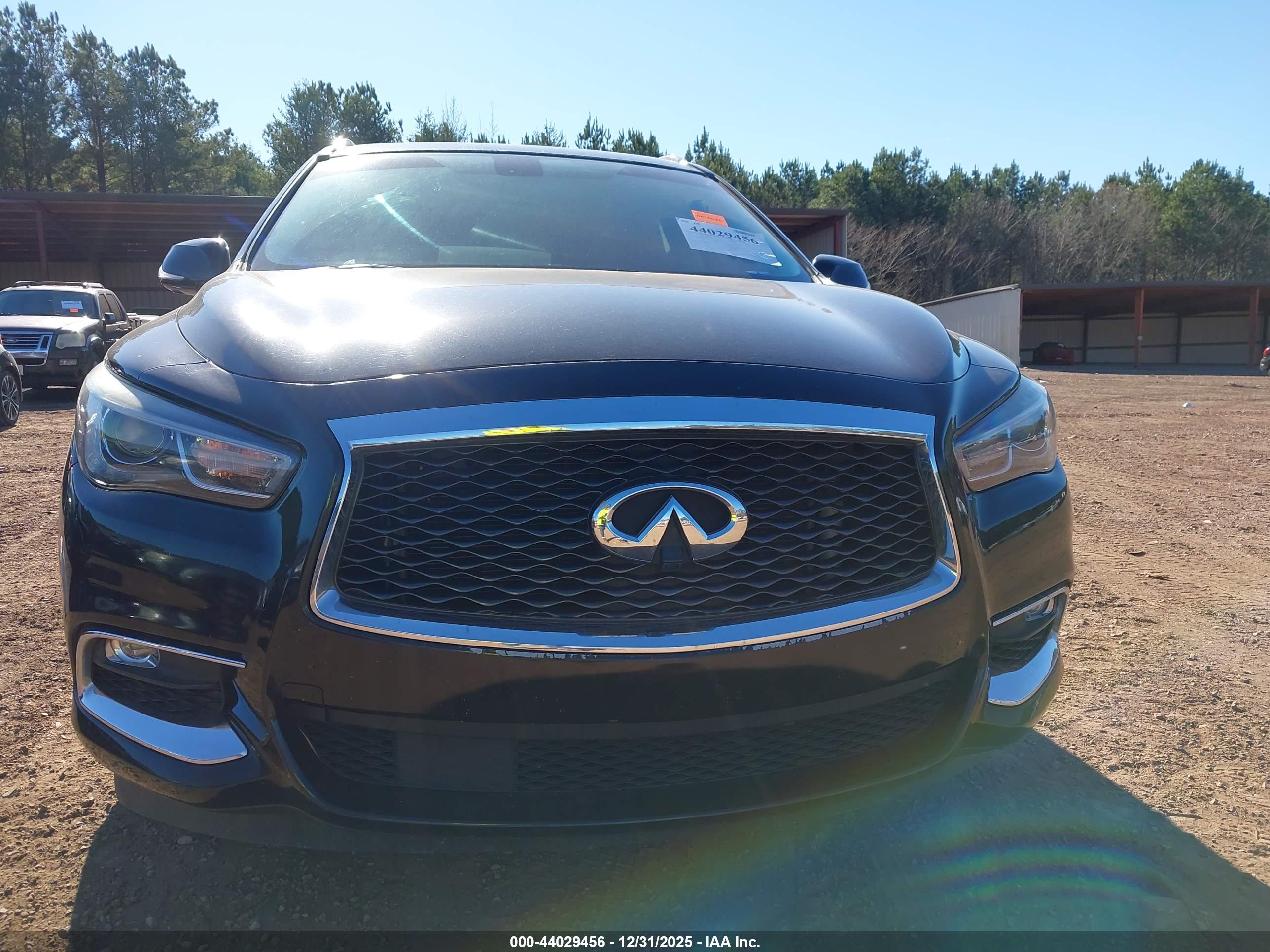 INFINITI QX60 image 6