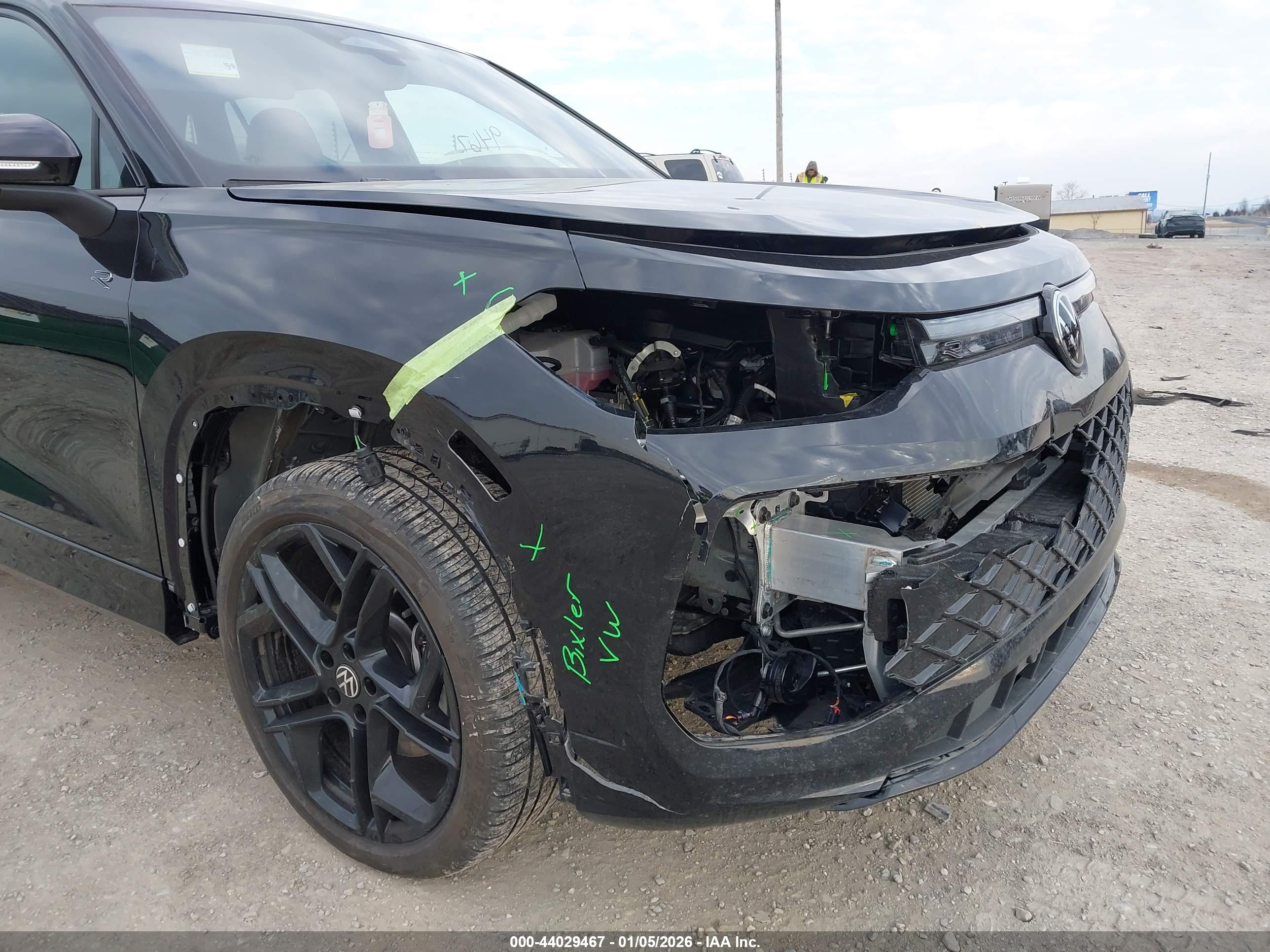 VOLKSWAGEN TIGUAN image 6