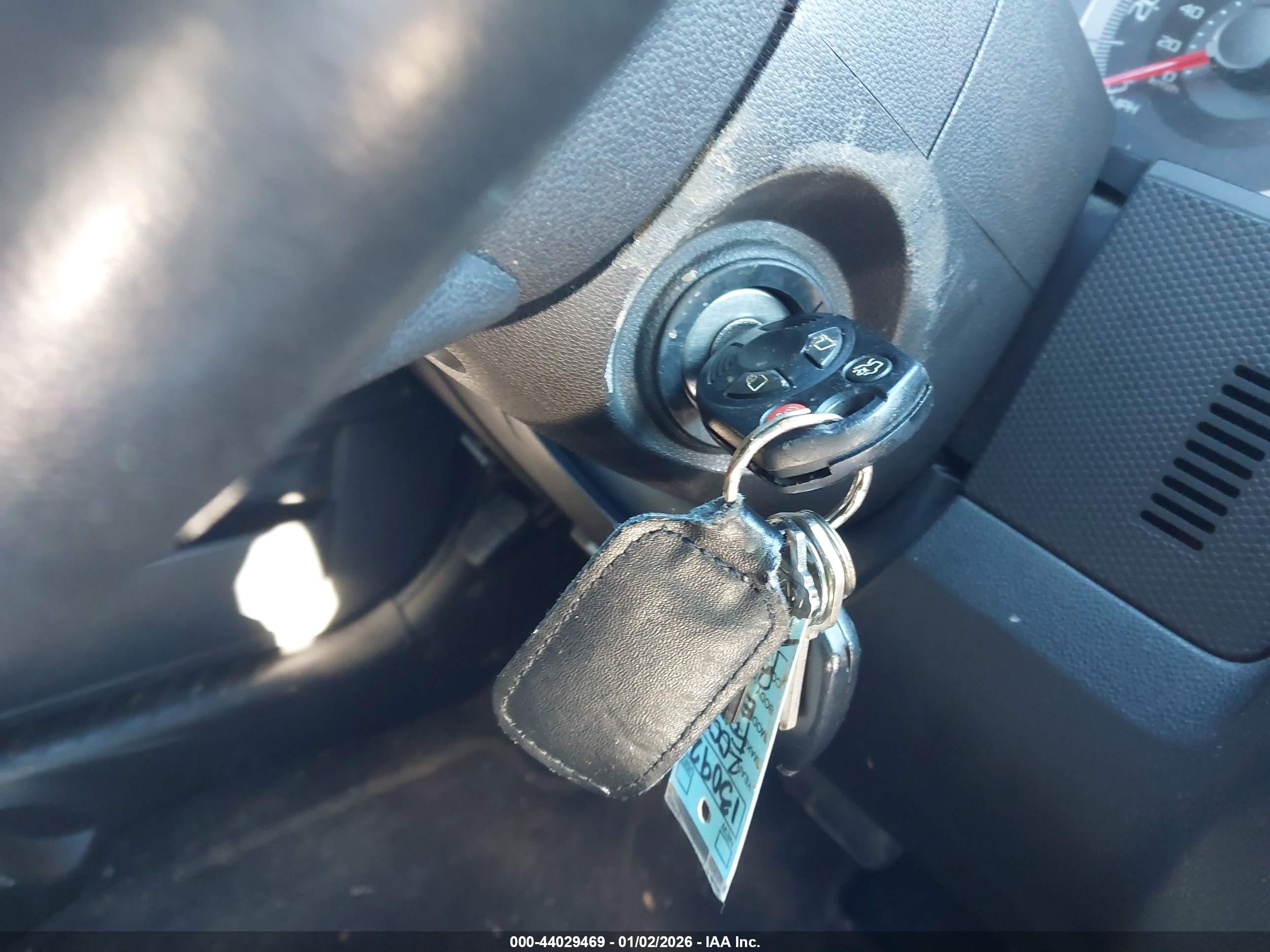 FORD ESCAPE image 11