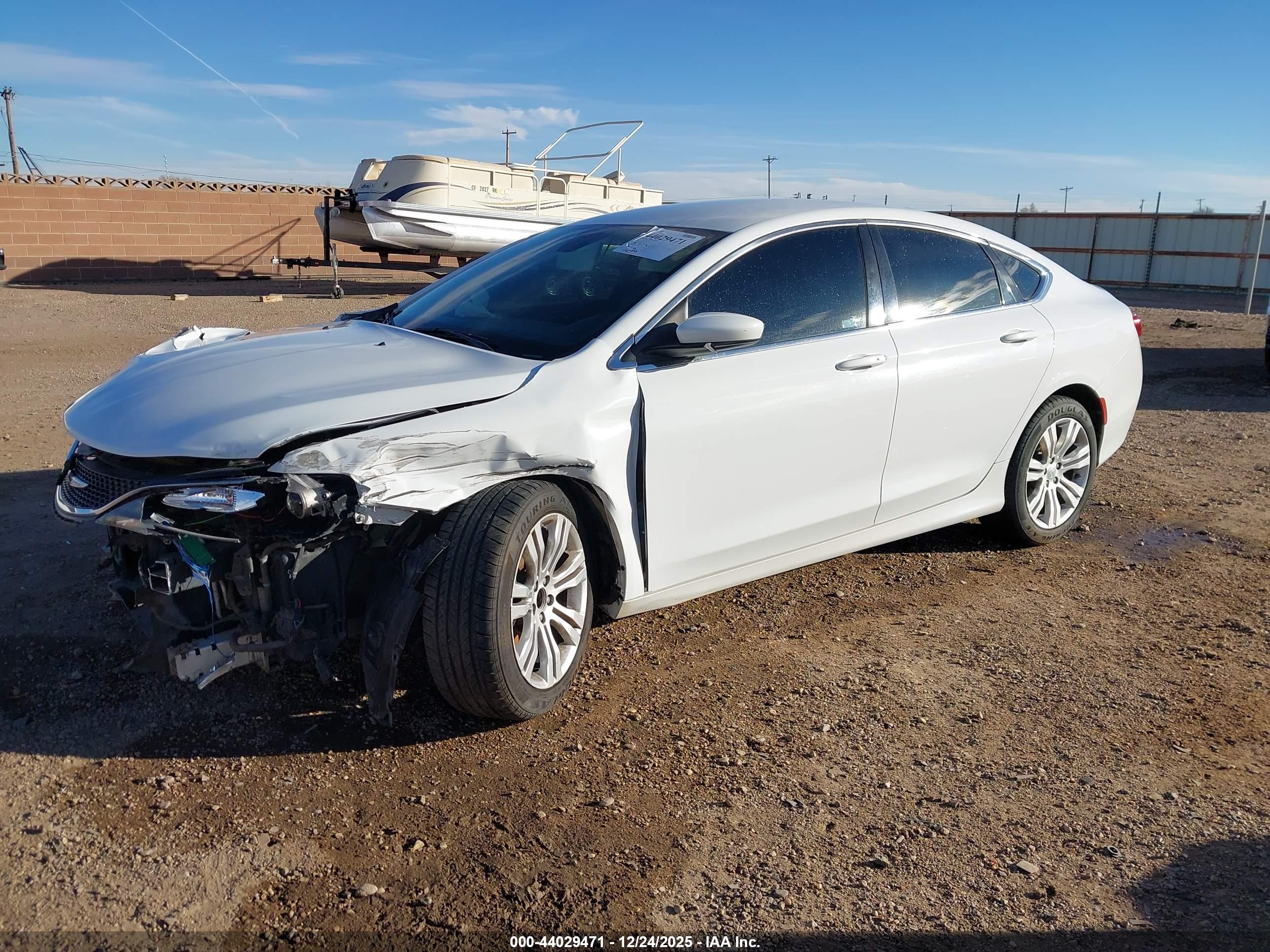 CHRYSLER 200 image 2