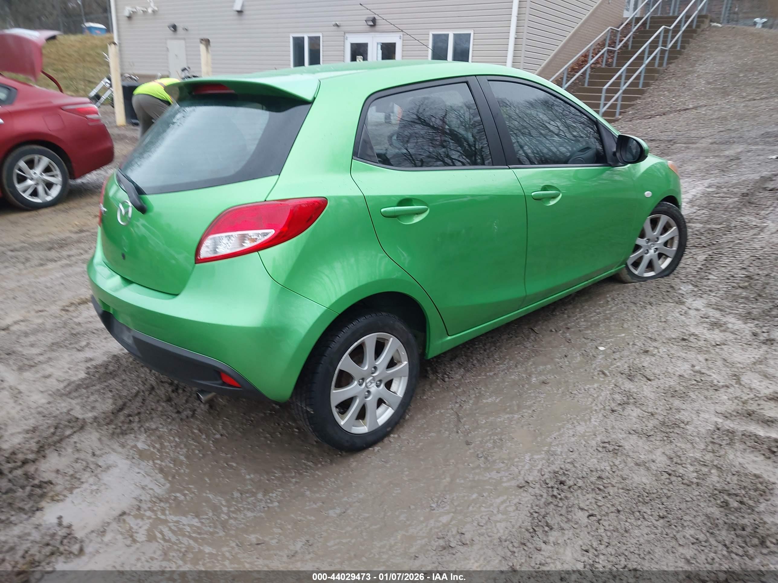 MAZDA MAZDA2 image 4