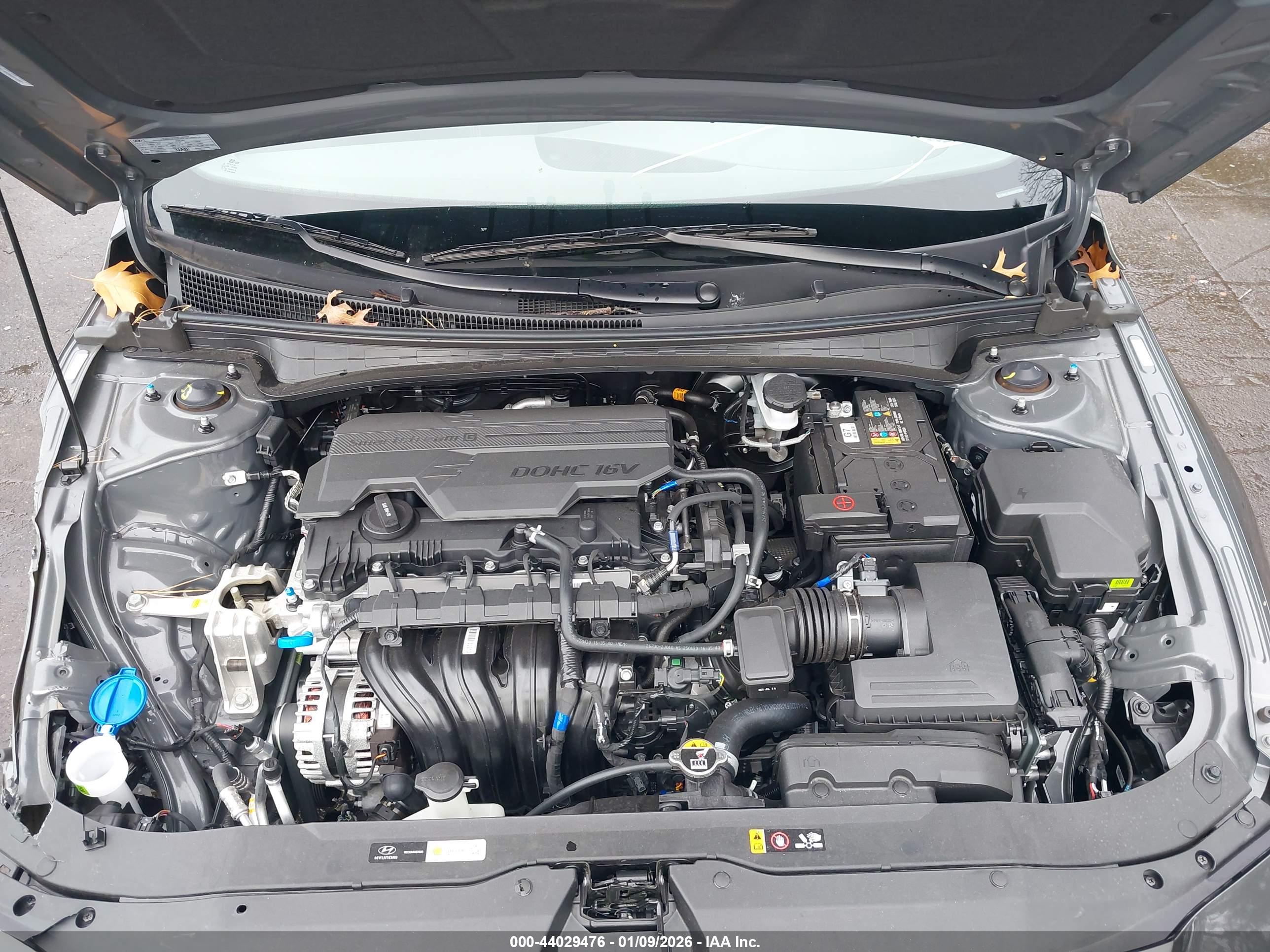 HYUNDAI ELANTRA image 10