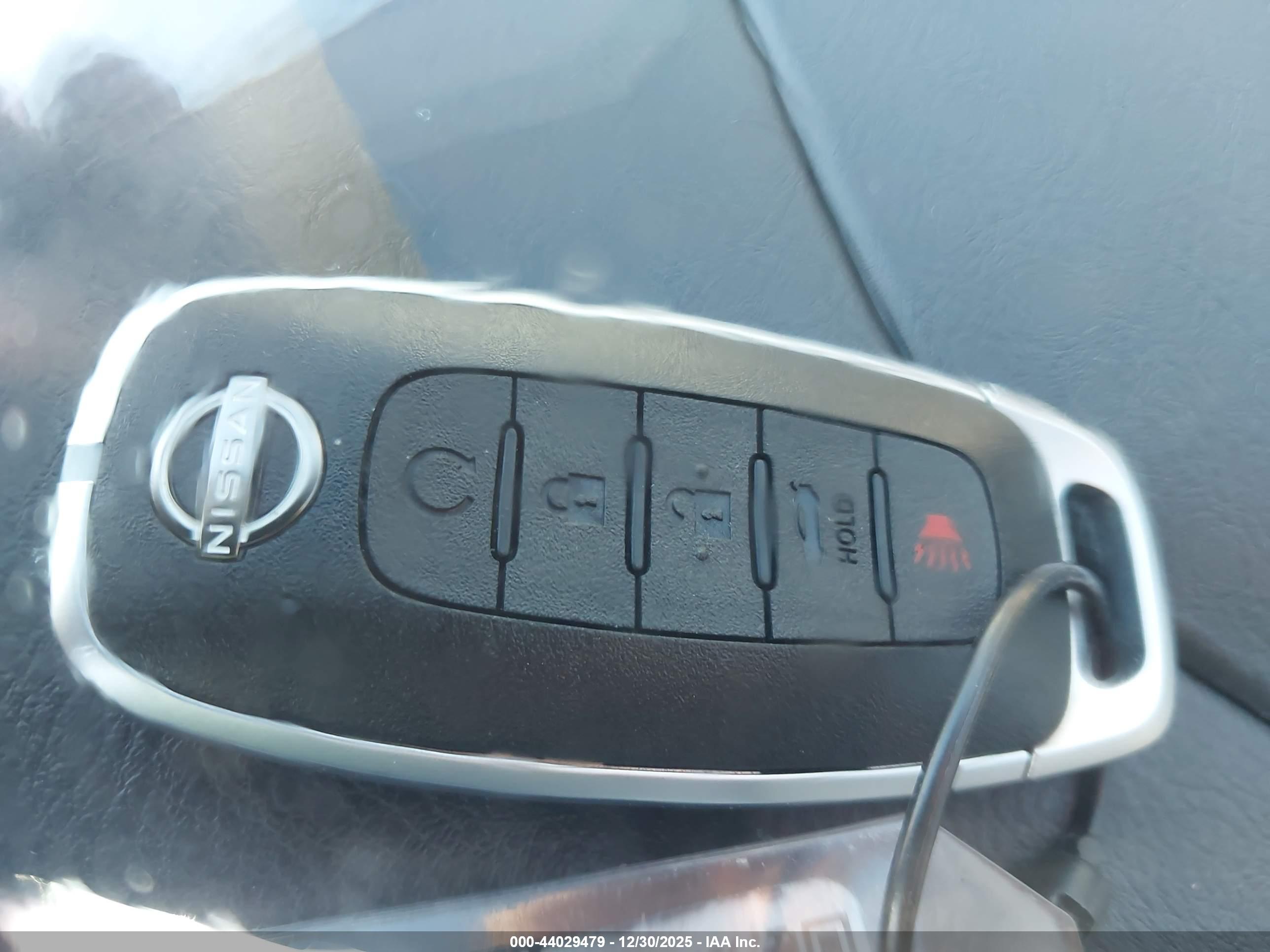NISSAN SENTRA image 11