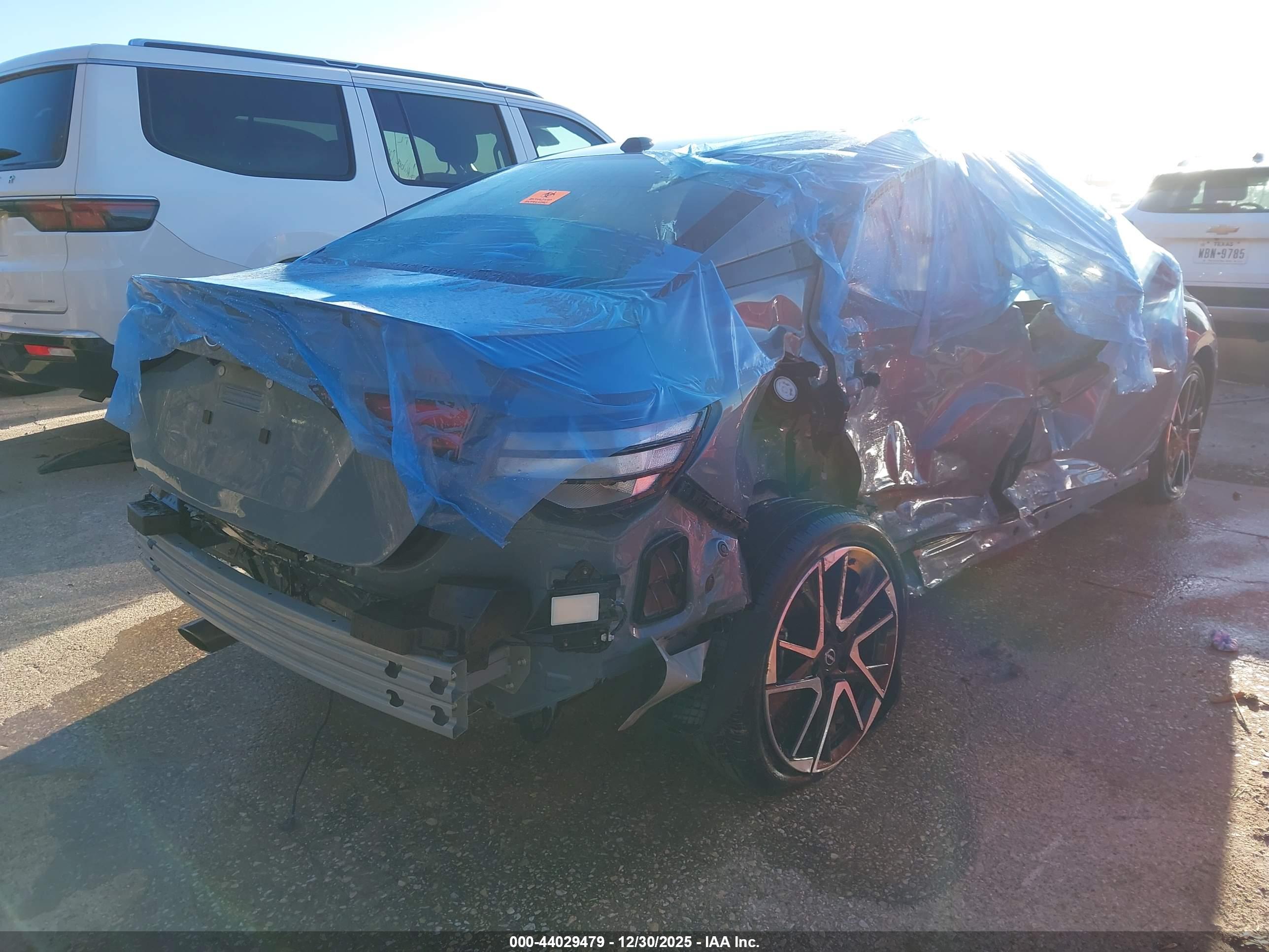 NISSAN SENTRA image 4