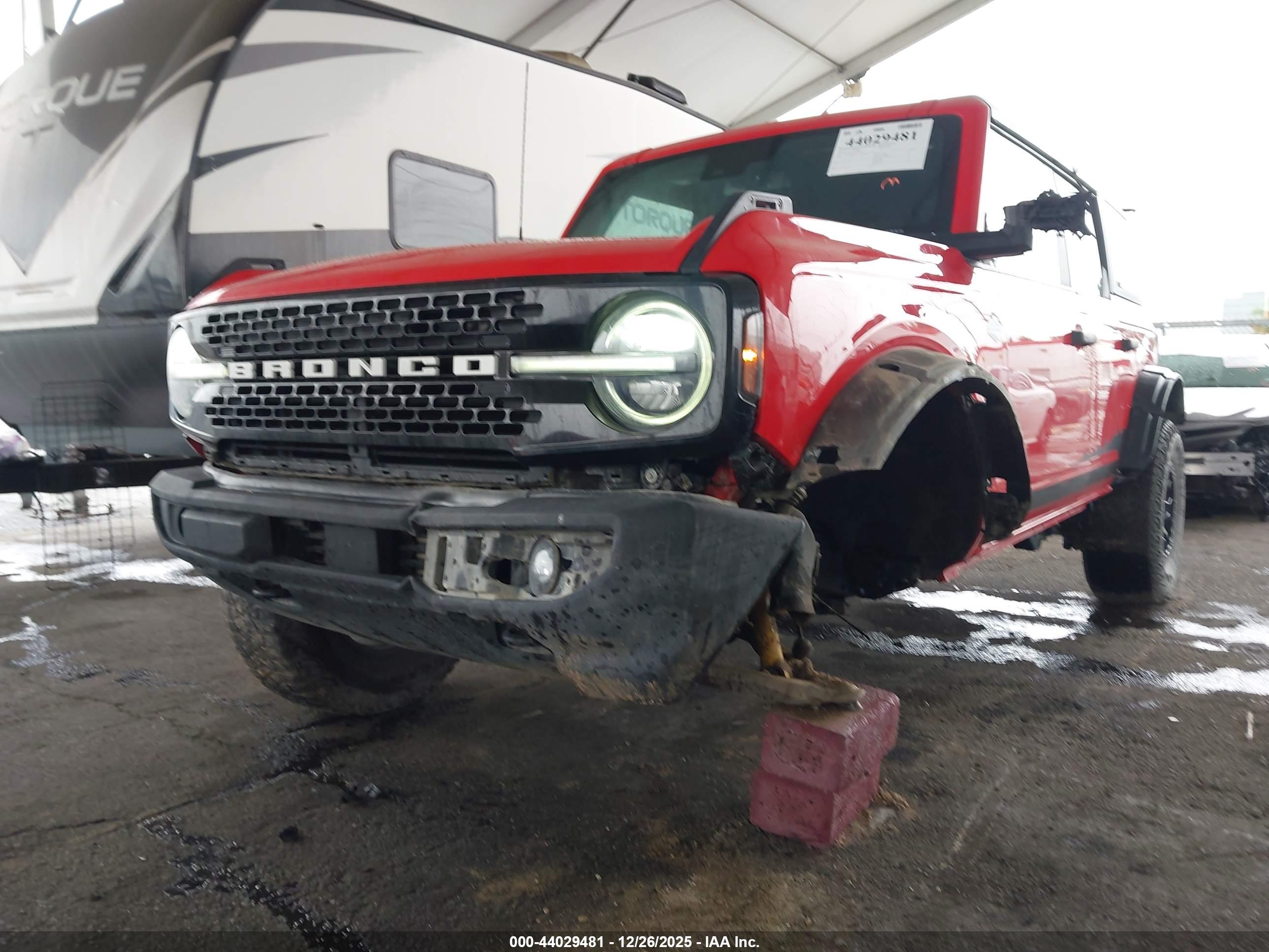 FORD BRONCO image 6