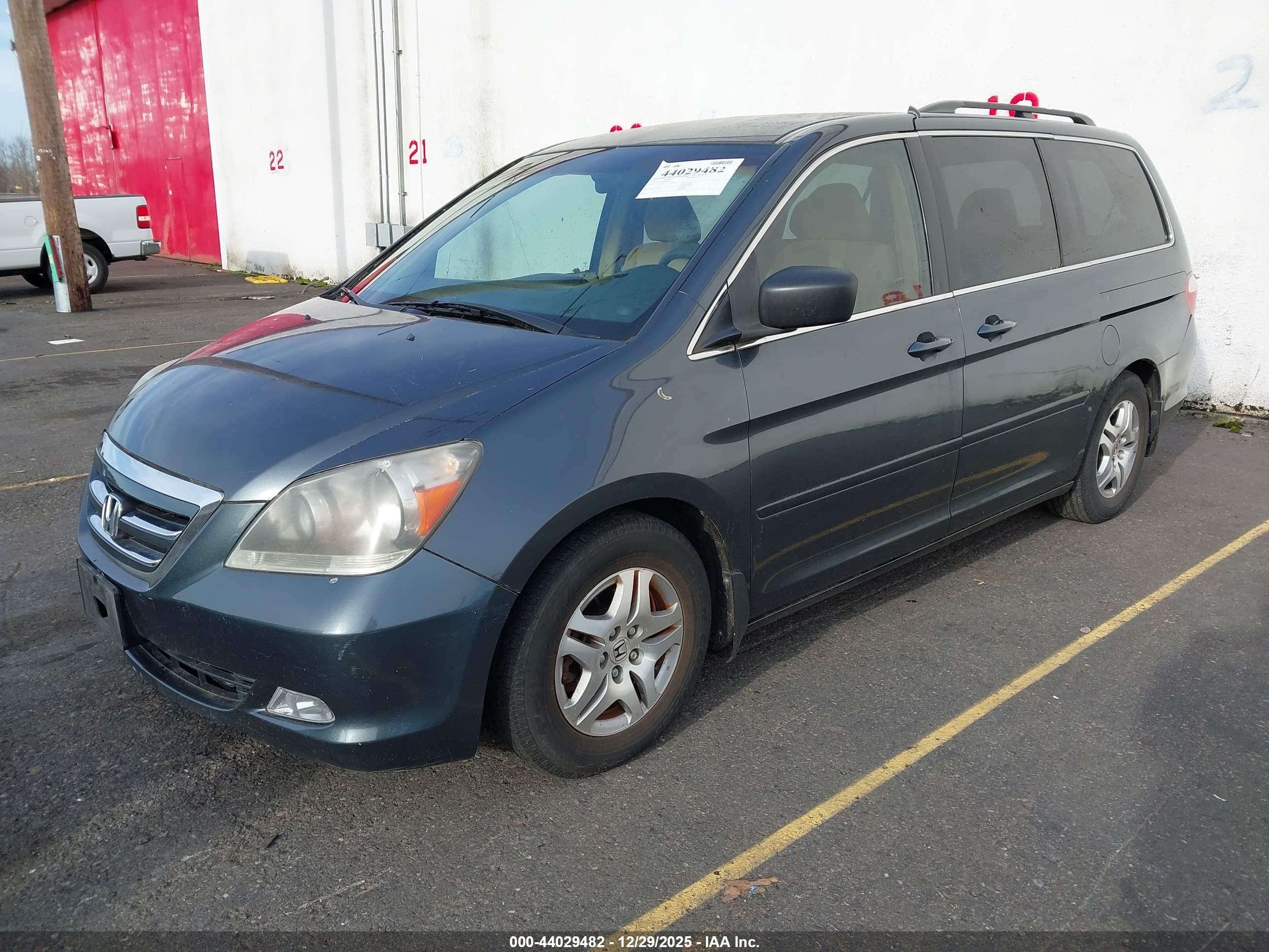 HONDA ODYSSEY image 2