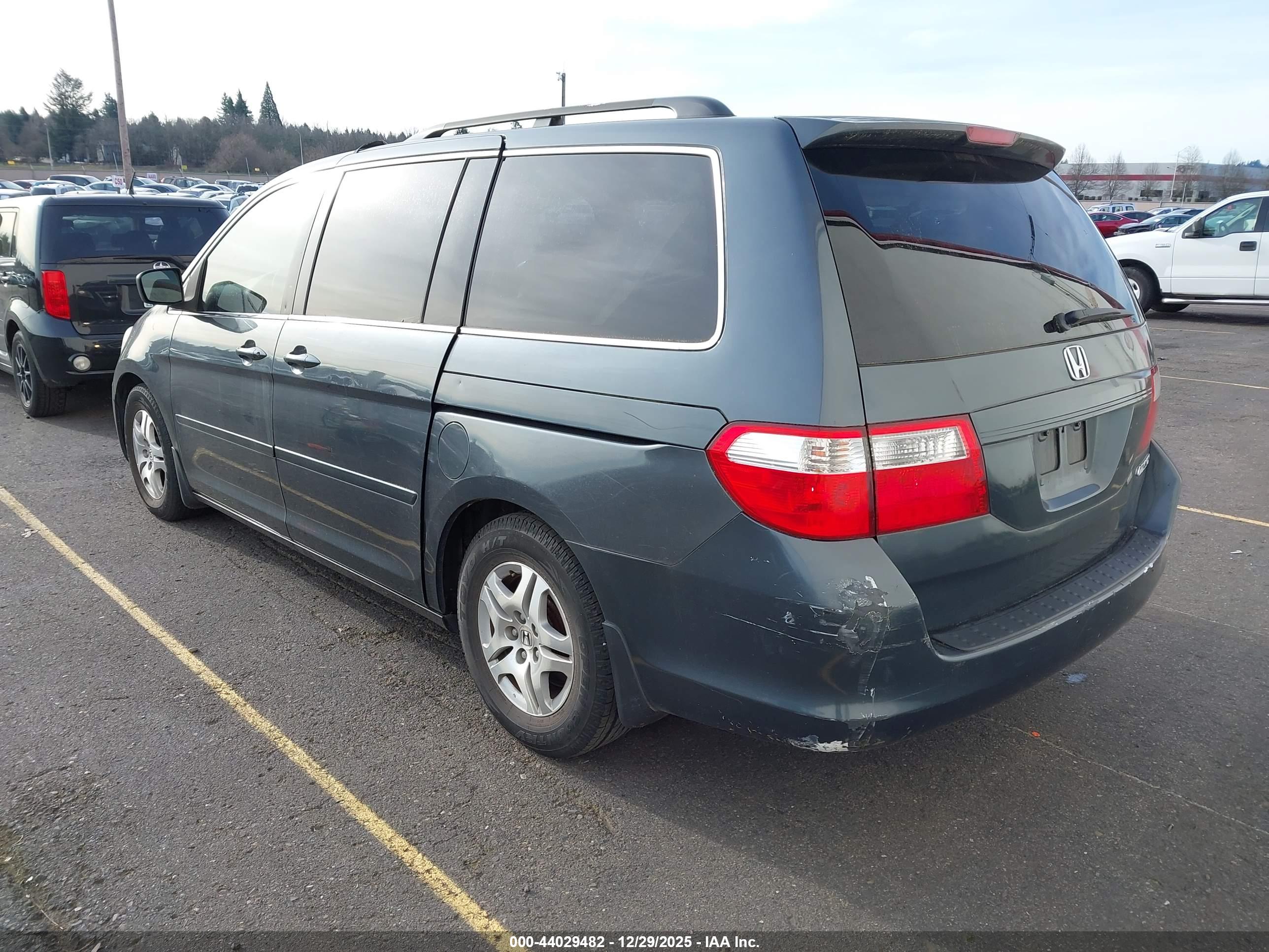 HONDA ODYSSEY image 3