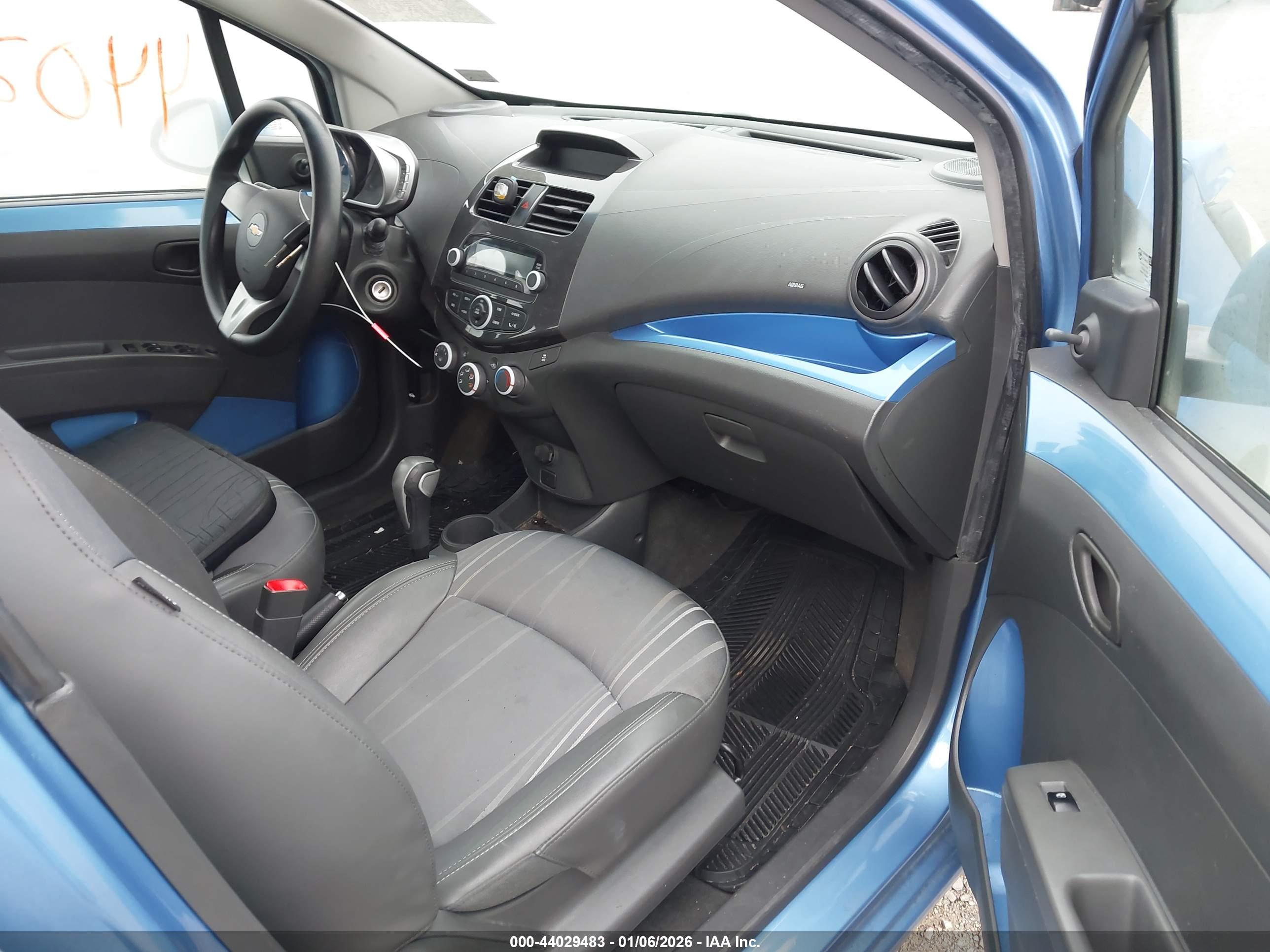 CHEVROLET SPARK image 5