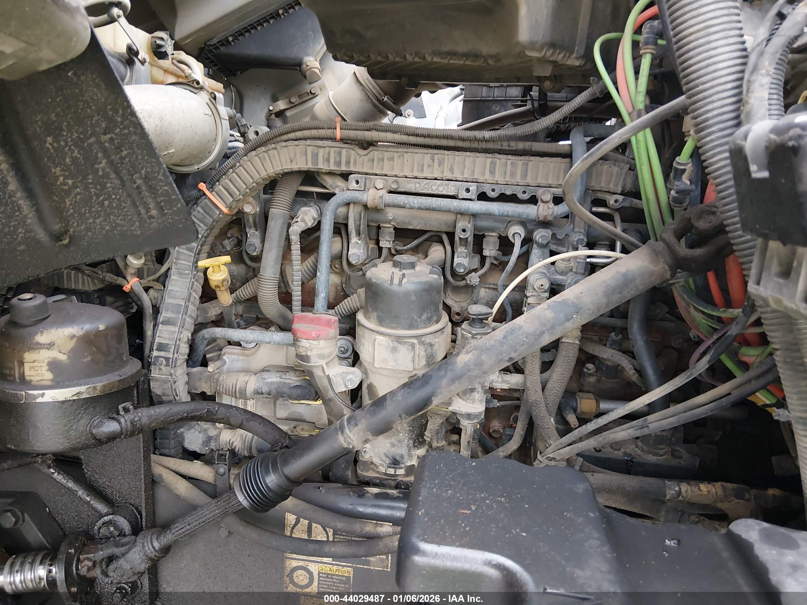 PETERBILT 567 image 10