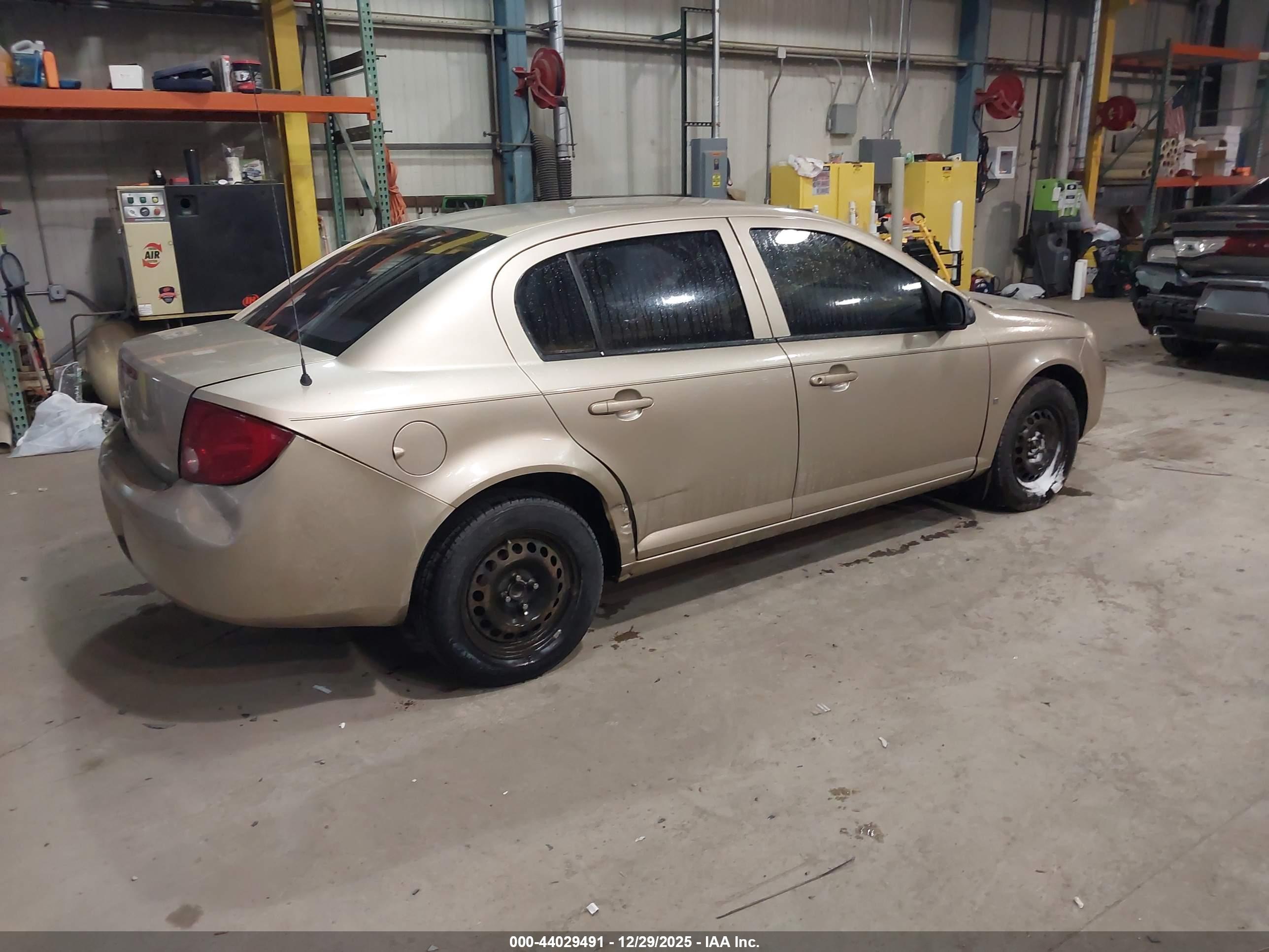 CHEVROLET COBALT image 4