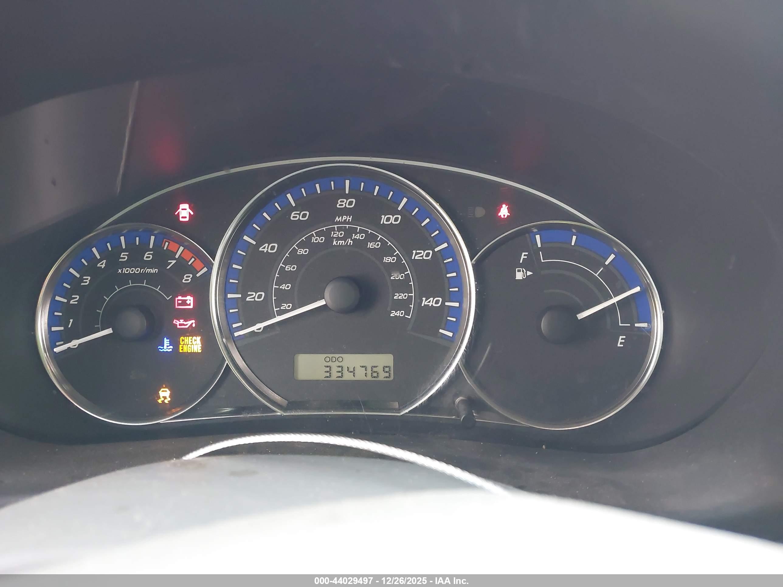 SUBARU FORESTER image 7