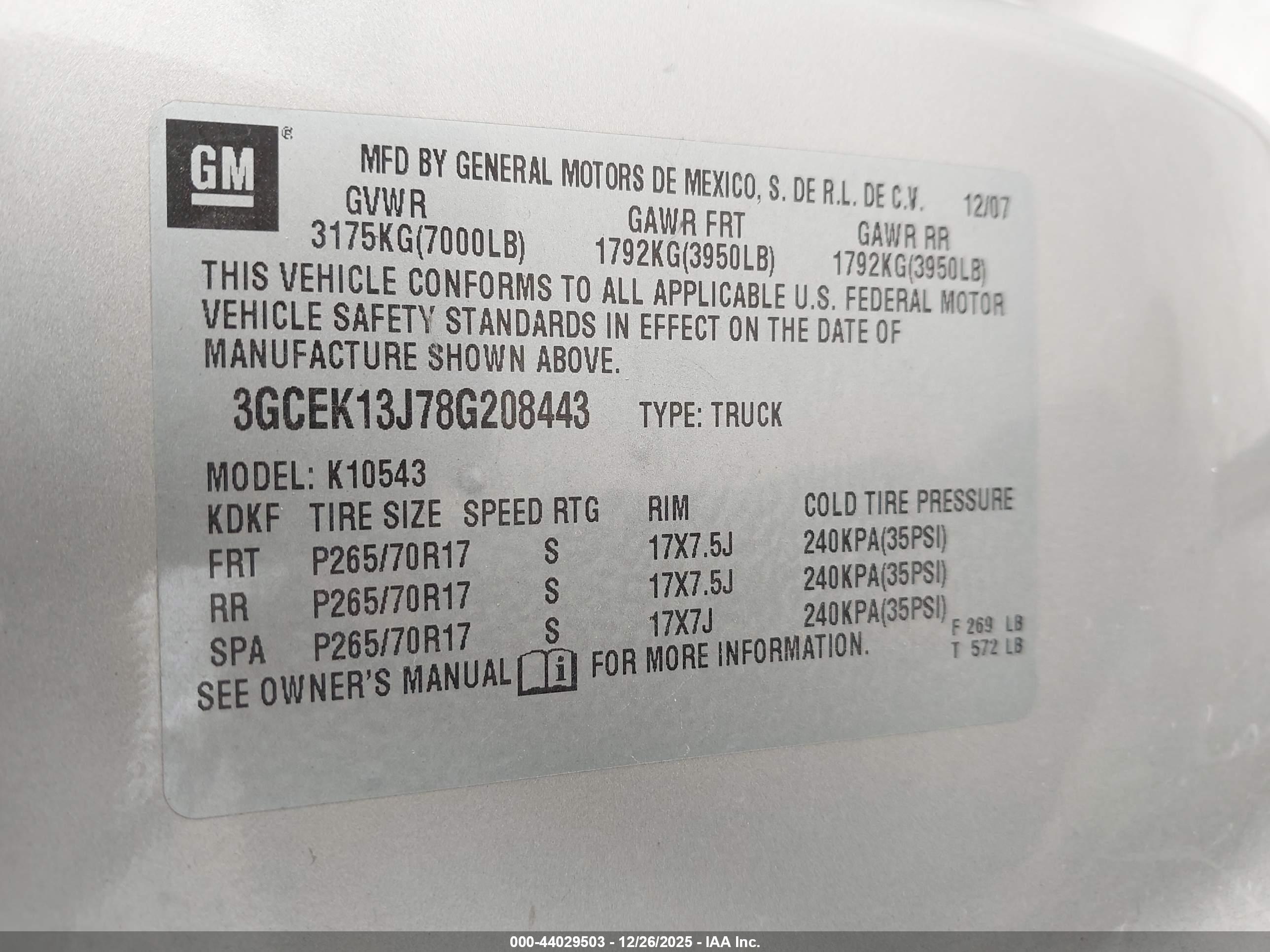 CHEVROLET SILVERADO image 9