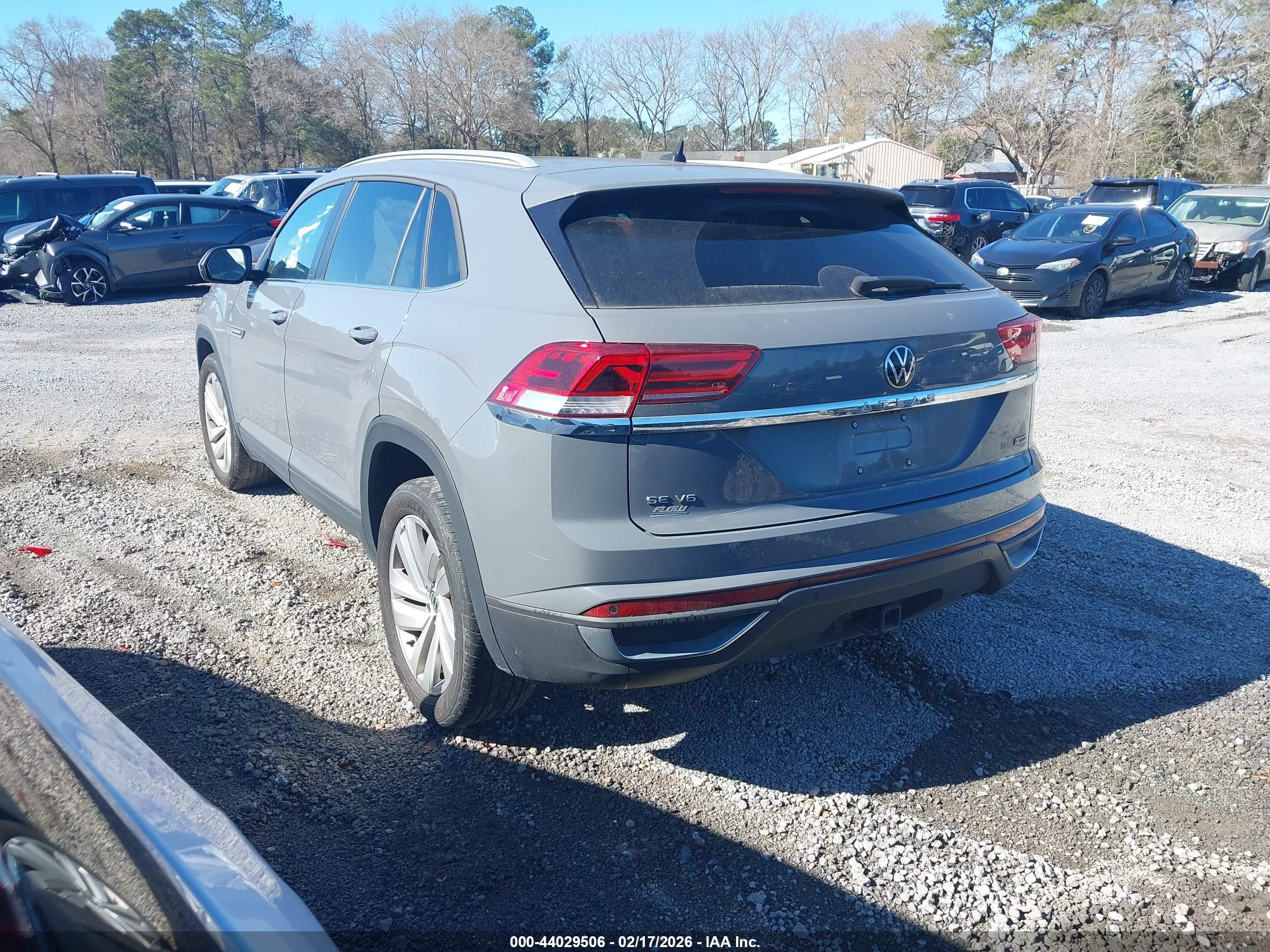 VOLKSWAGEN ATLAS image 3