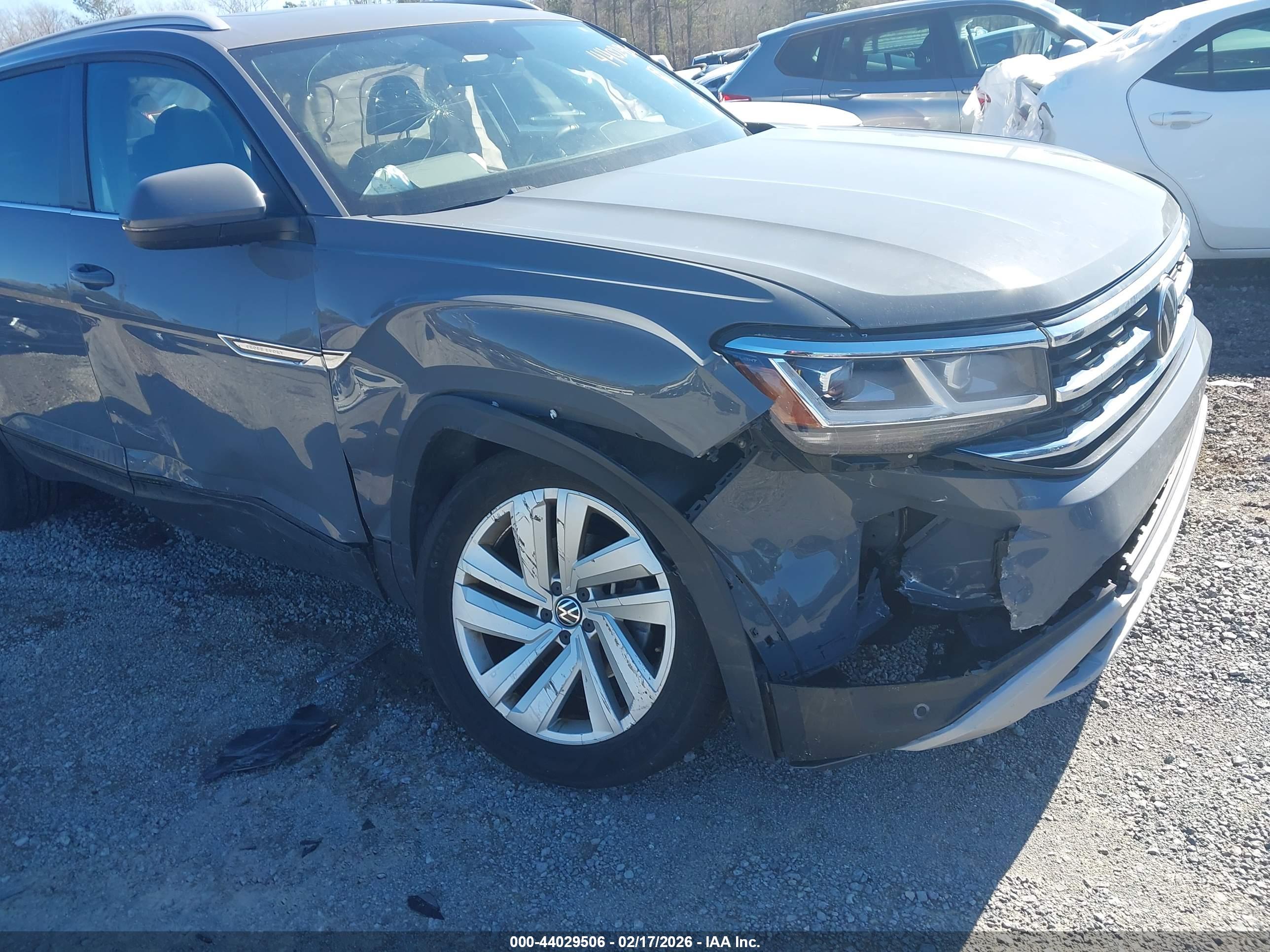 VOLKSWAGEN ATLAS image 6