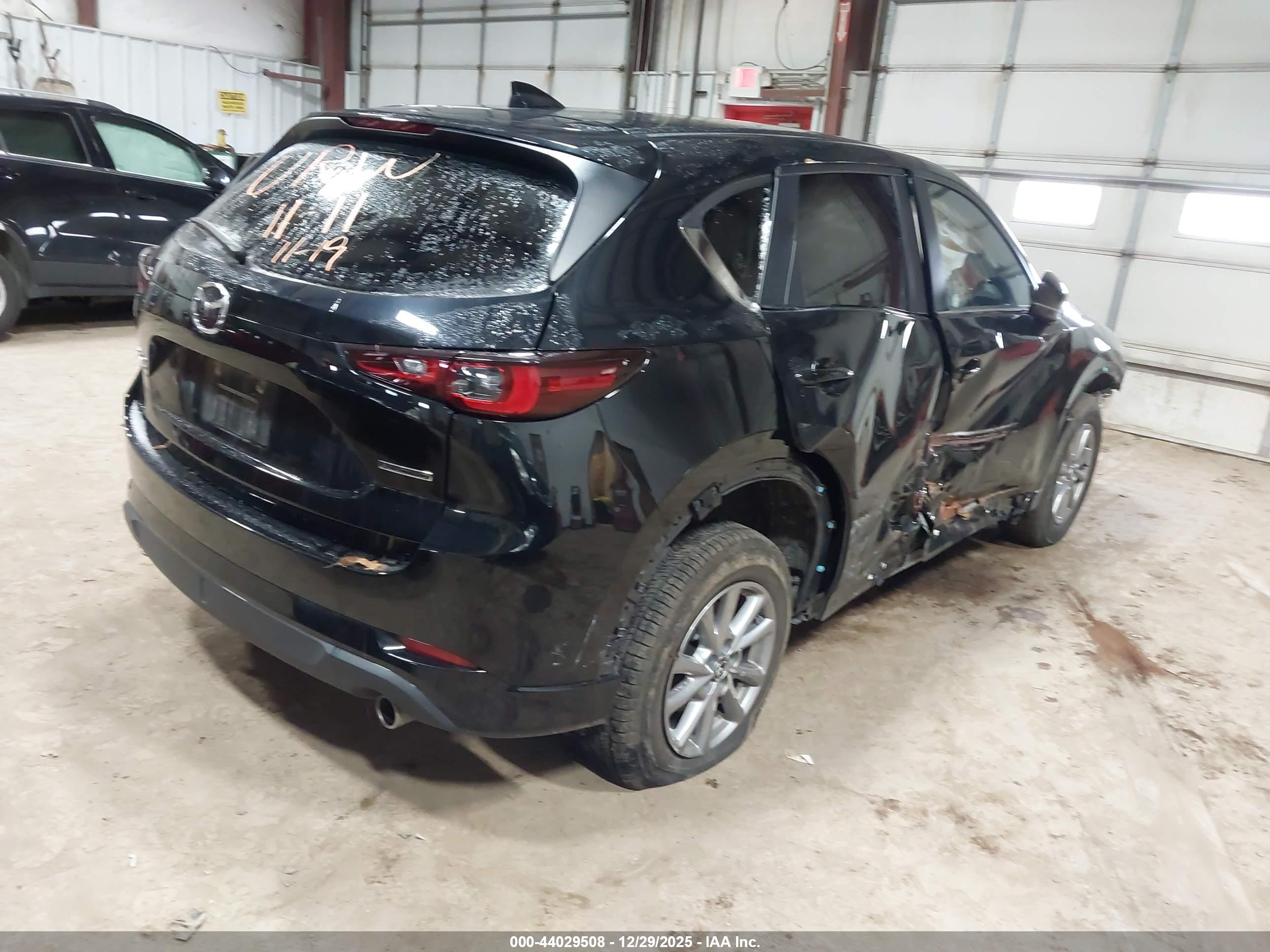 MAZDA CX-5 image 4