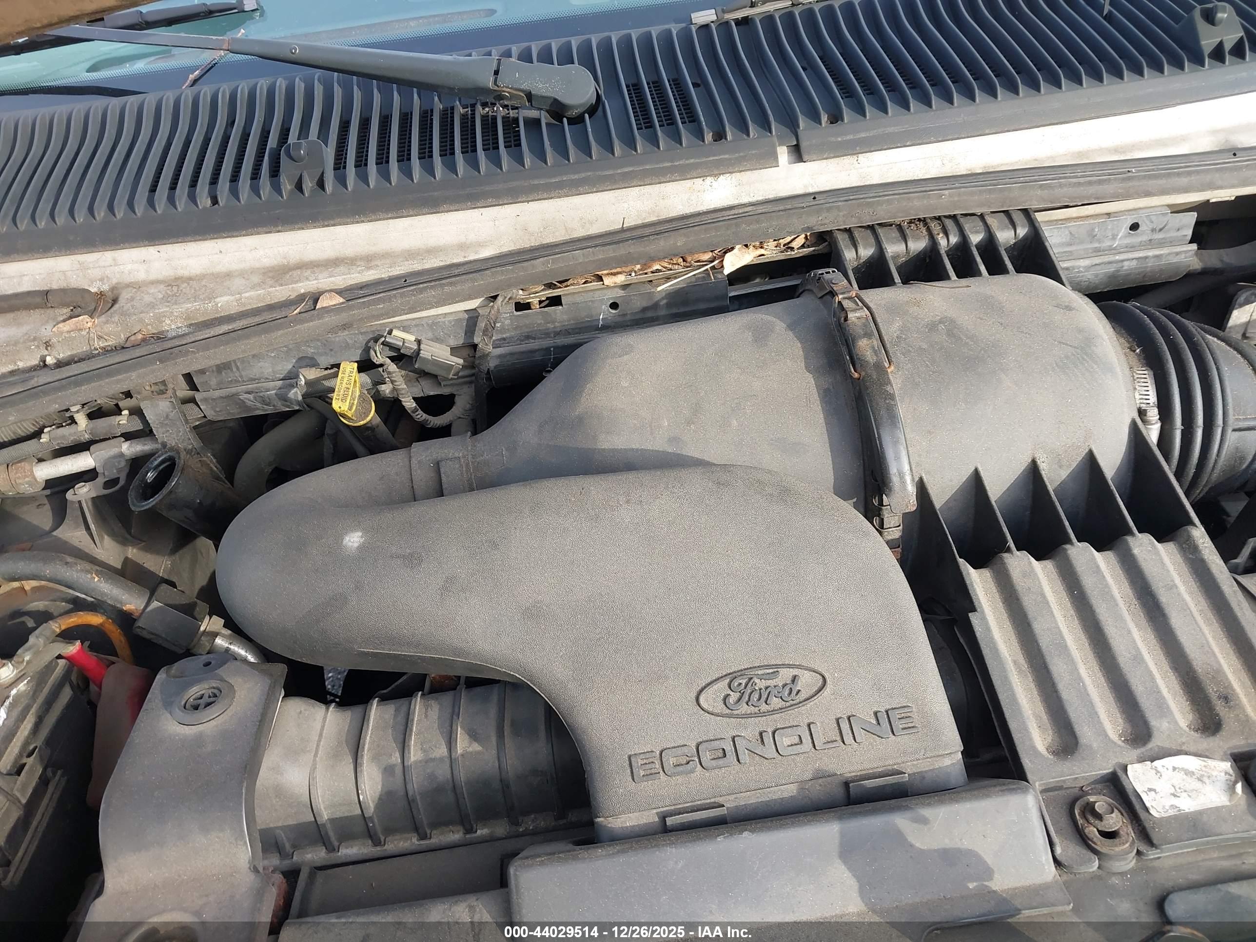 FORD E-150 image 10