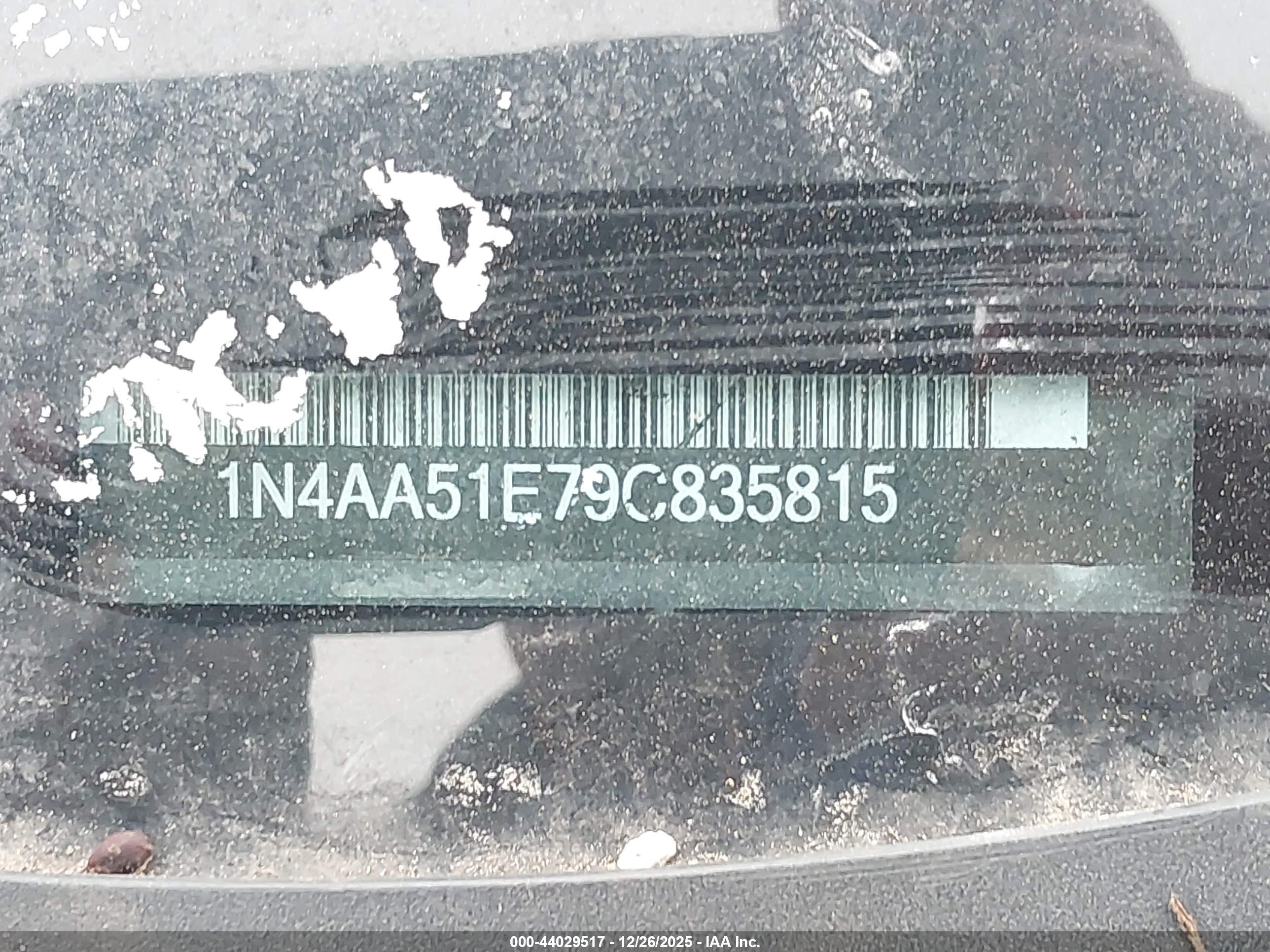 NISSAN MAXIMA image 9