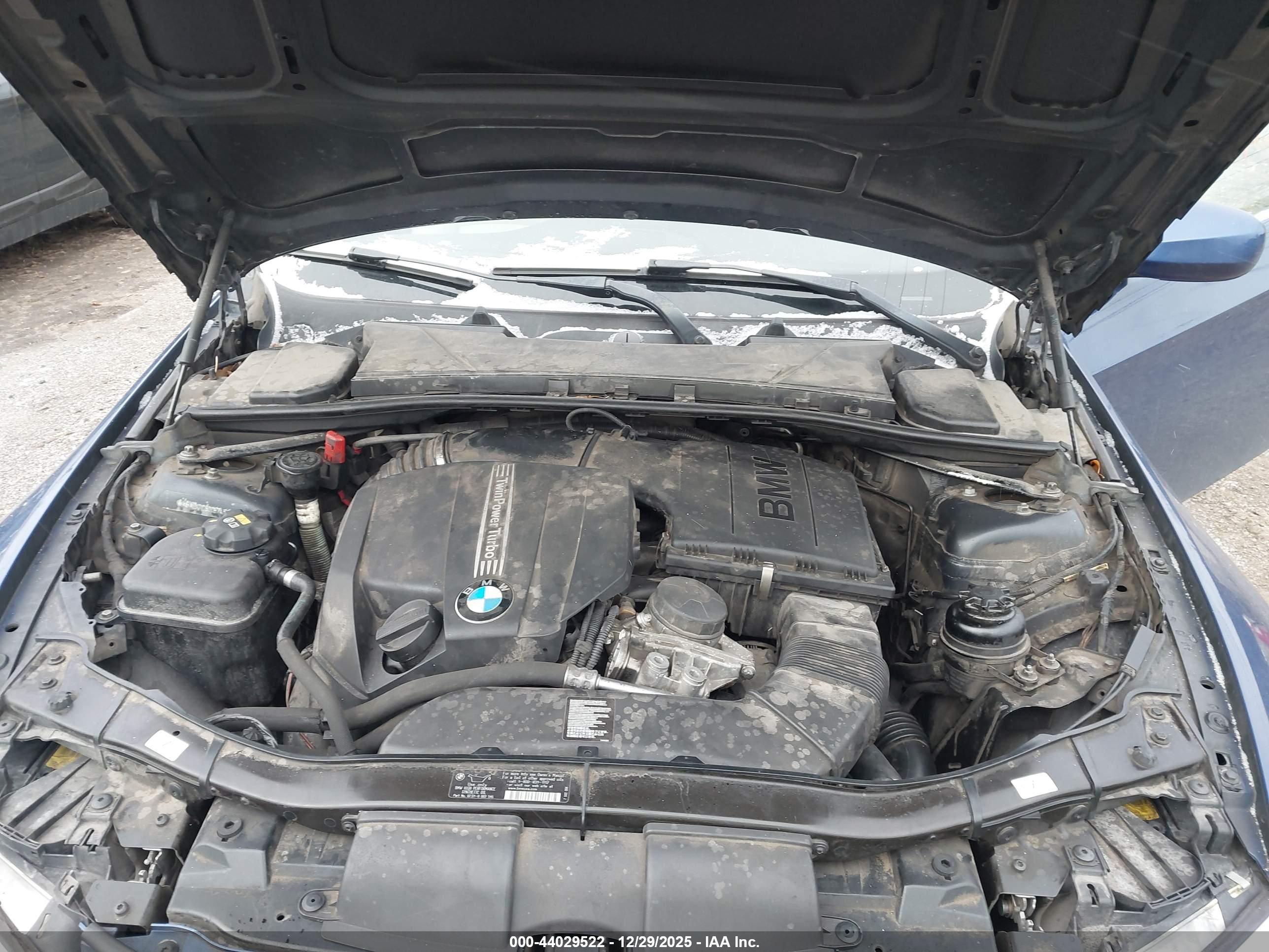 BMW 335I image 10