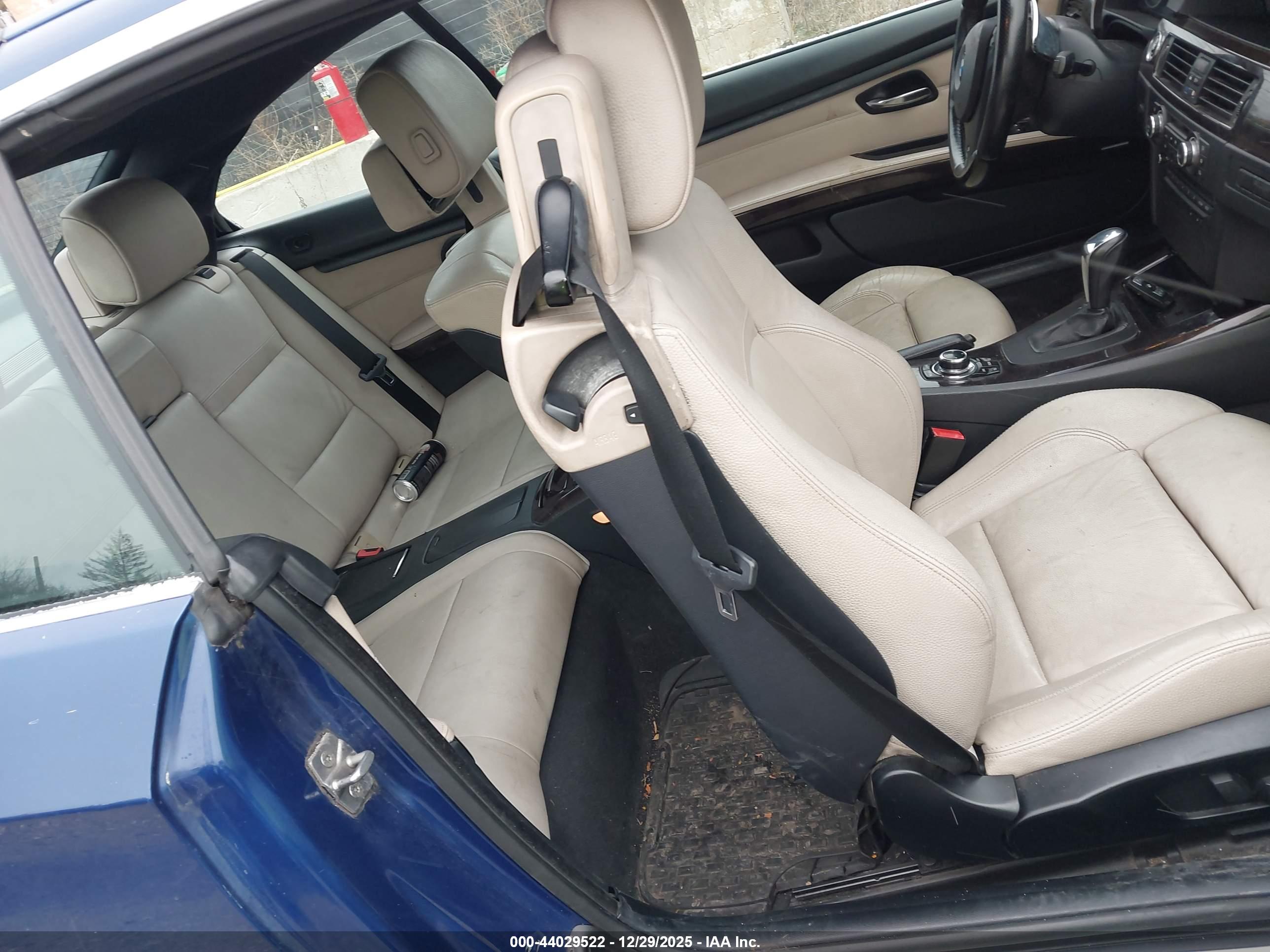 BMW 335I image 8