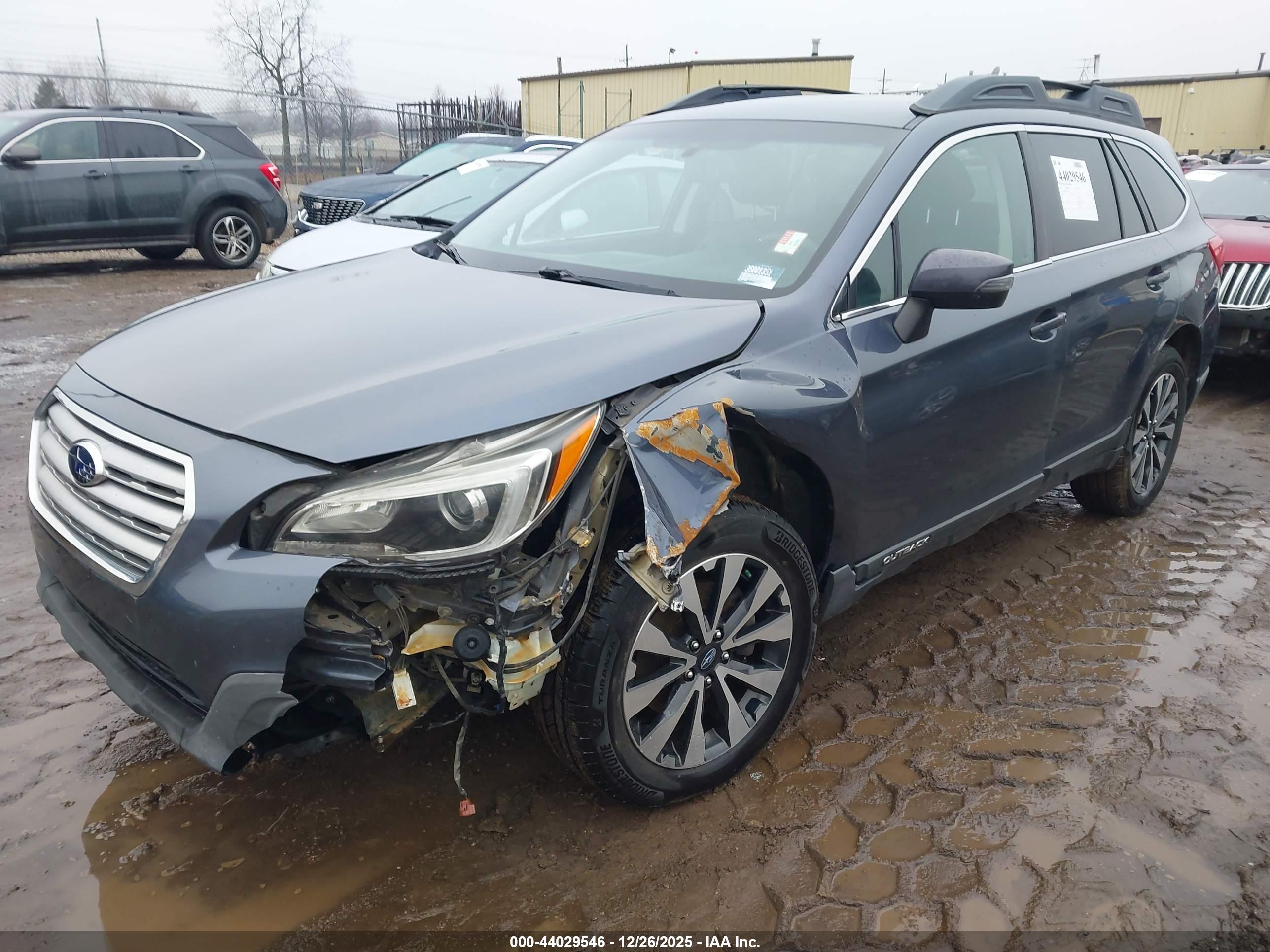 SUBARU OUTBACK image 2